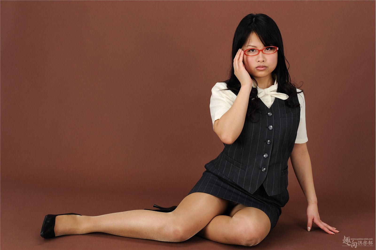 [Syukou-Club] 2013.05.02 Digi-Girl No.125 新人秘書3