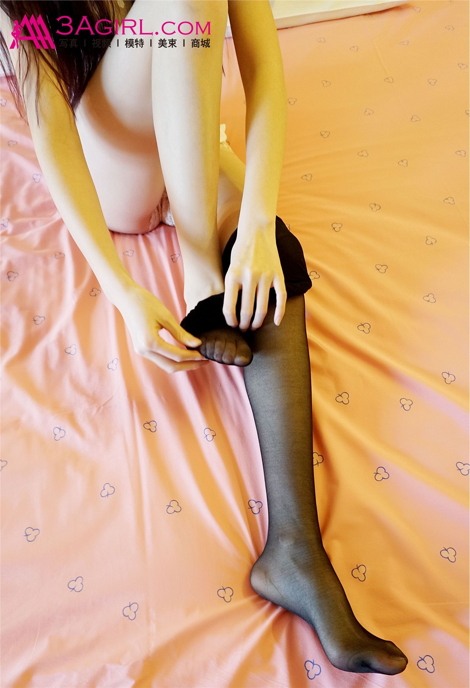 [3Agirl] 2015.07.24 No.456 AAA女郎 长腿色诱：雨欣