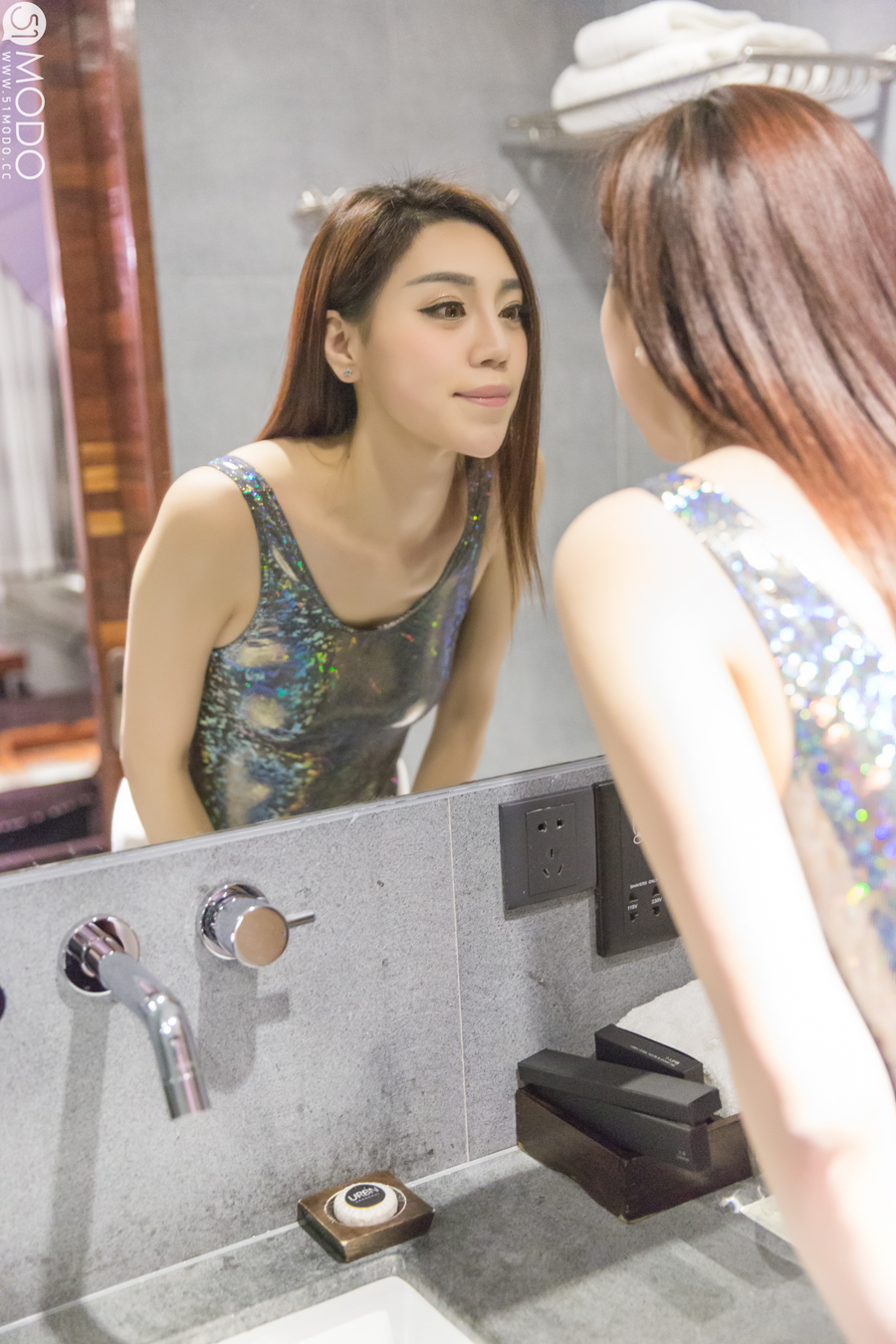 [51MODO杂志] 2015.01.05 vol.003 长腿制服诱惑