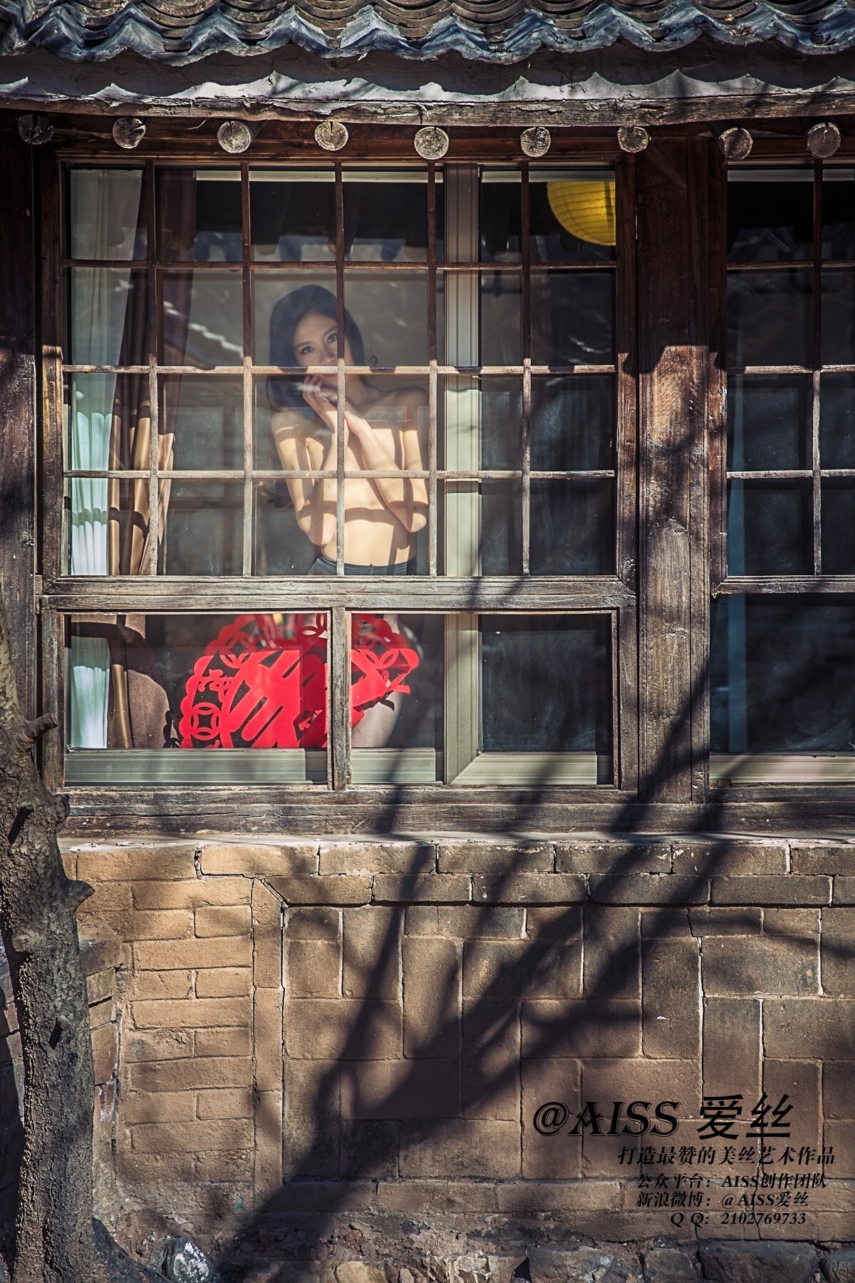 [AISS爱丝]丝袜美腿外拍 2015新春特辑