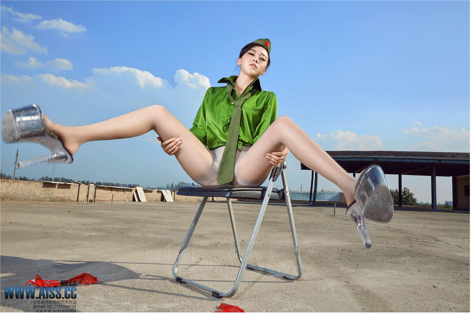 [AISS爱丝]丝袜美腿外拍 4109 赵小米