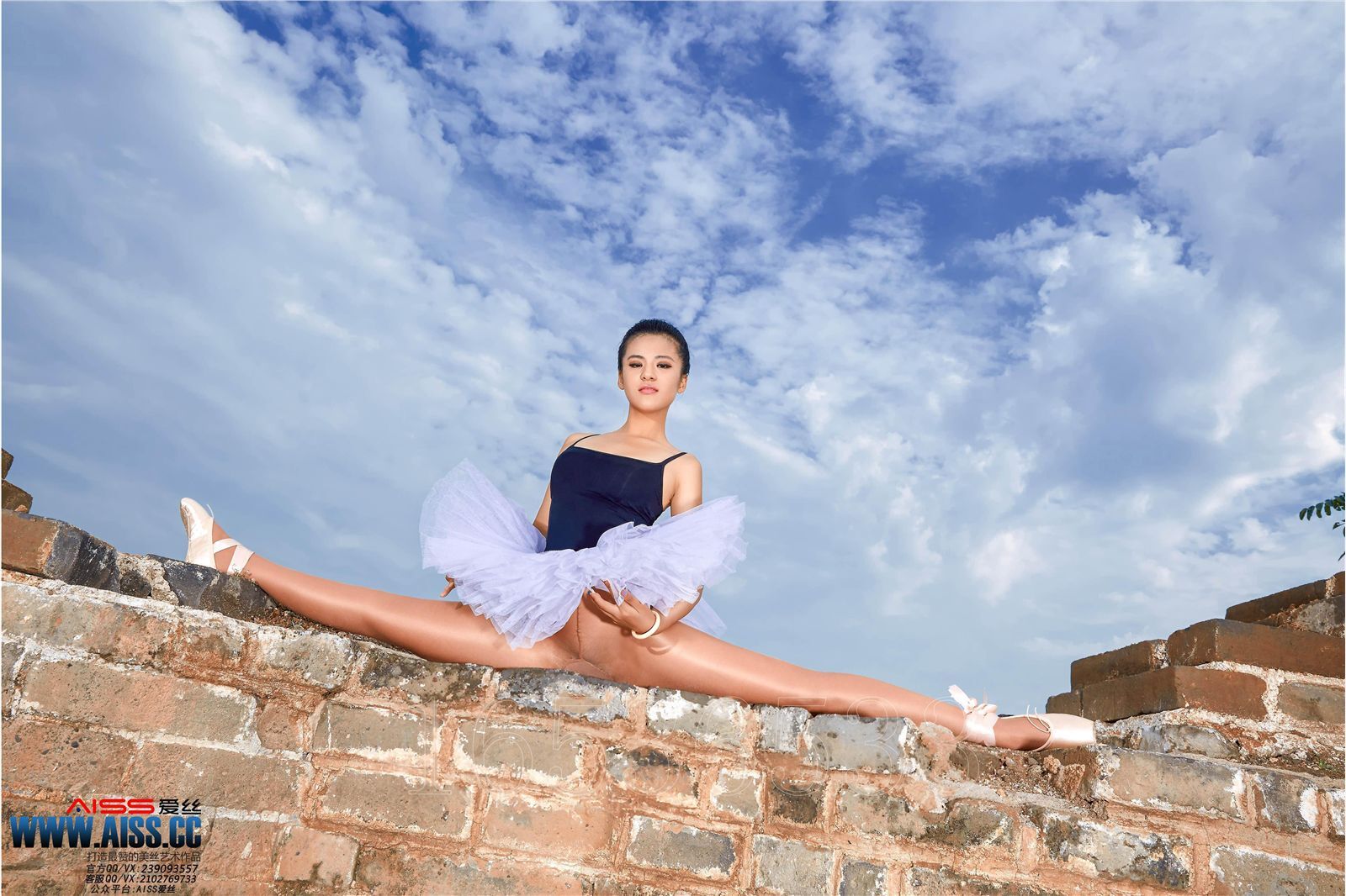 AISS爱丝第6016期【长城之巅,丝袜之舞】