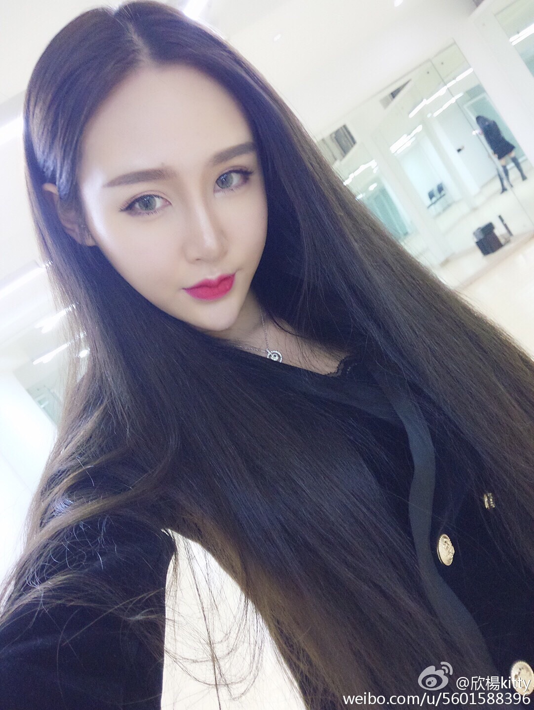 AISS爱丝明星模特欣楊KITTY 爆乳写真