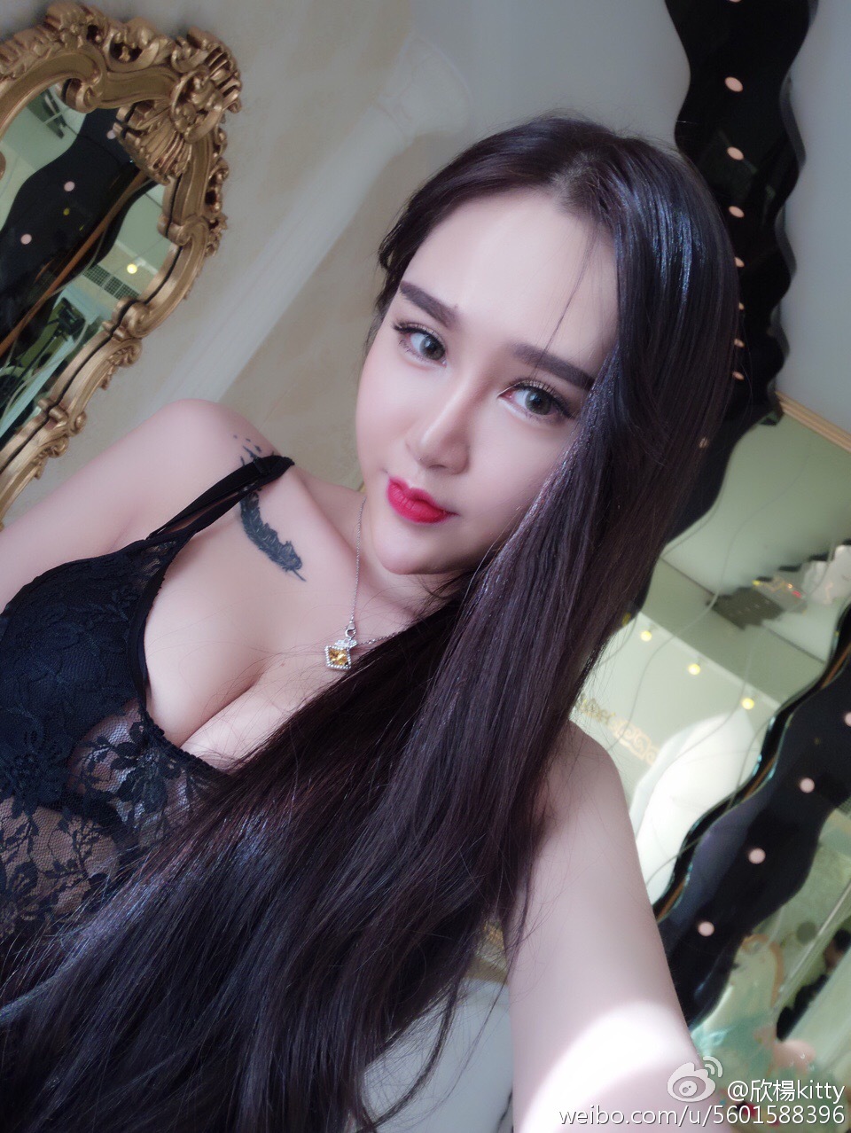 AISS爱丝明星模特欣楊KITTY 爆乳写真