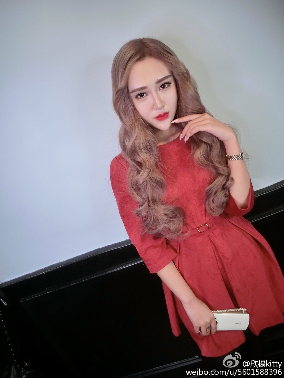 AISS爱丝明星模特欣楊KITTY 爆乳写真