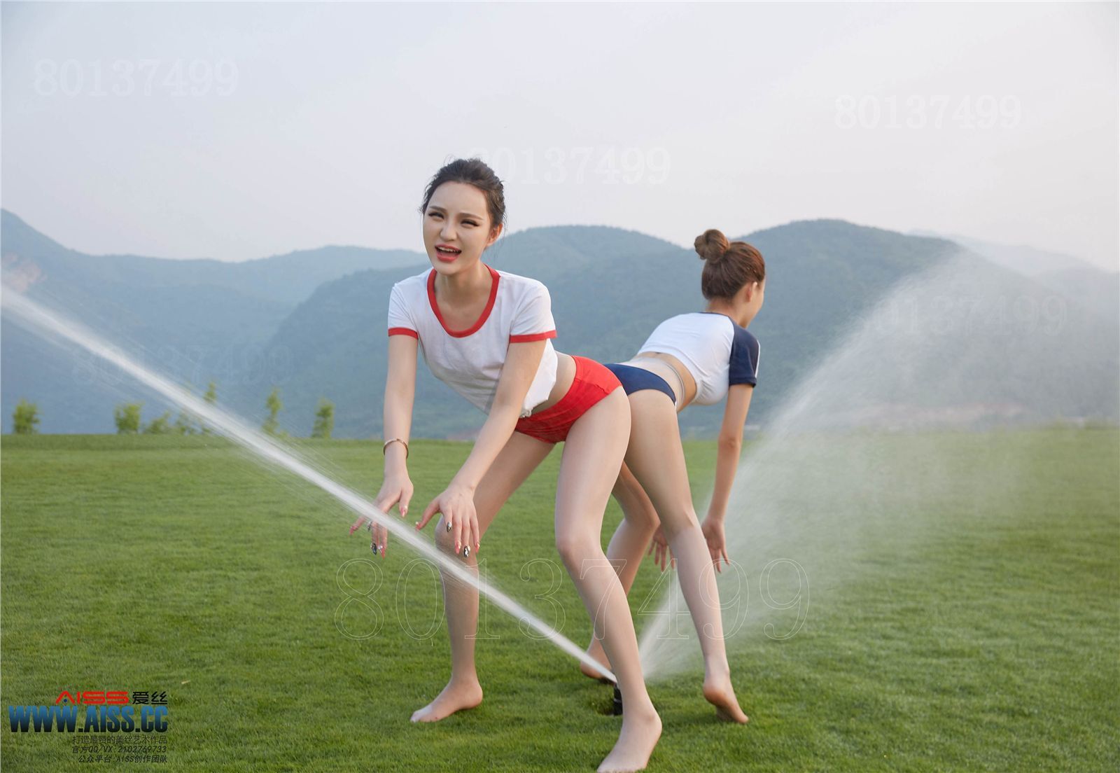 [AISS爱丝]丝袜美腿外拍 NO.100 美丝球童