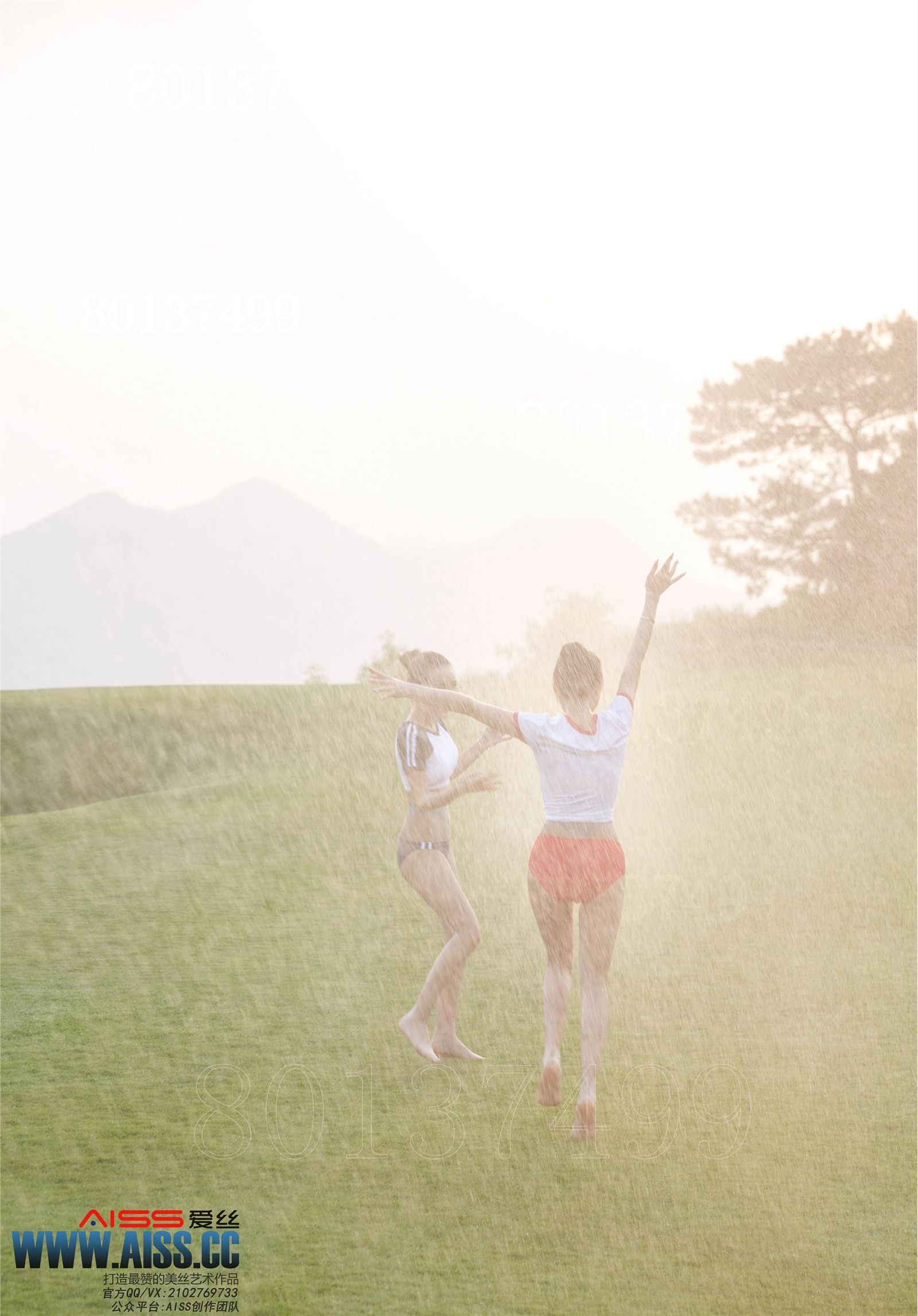 [AISS爱丝]丝袜美腿外拍 NO.100 美丝球童