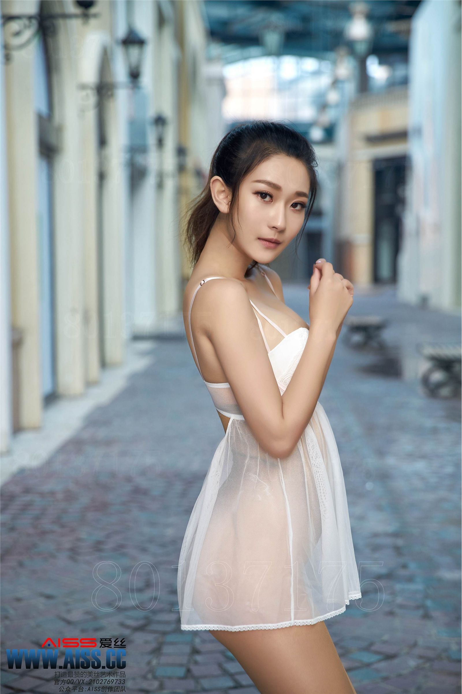 [AISS爱丝]丝袜美腿外拍 NO.106 亚美依