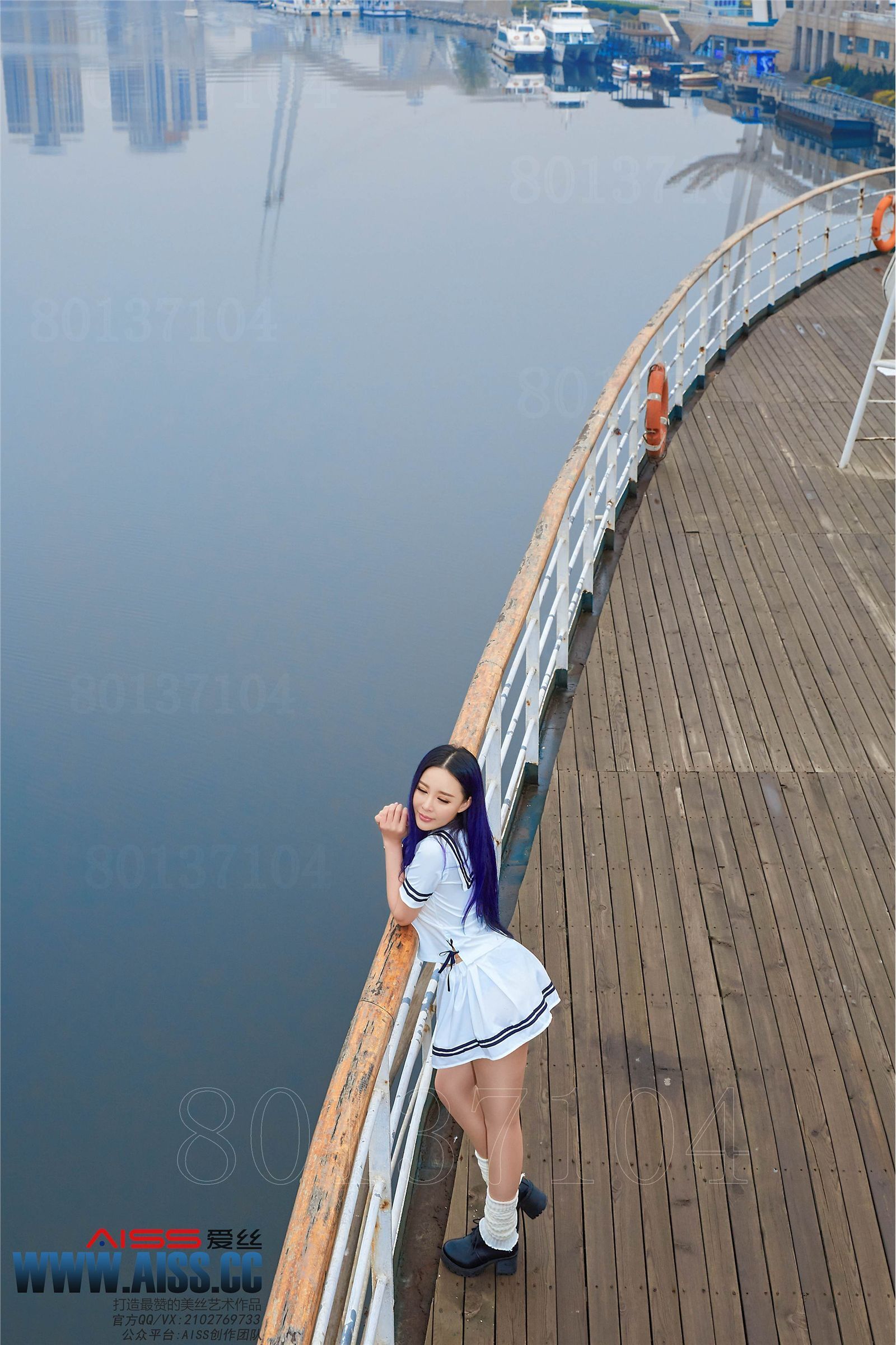 [AISS爱丝]丝袜美腿外拍 NO.107 索菲