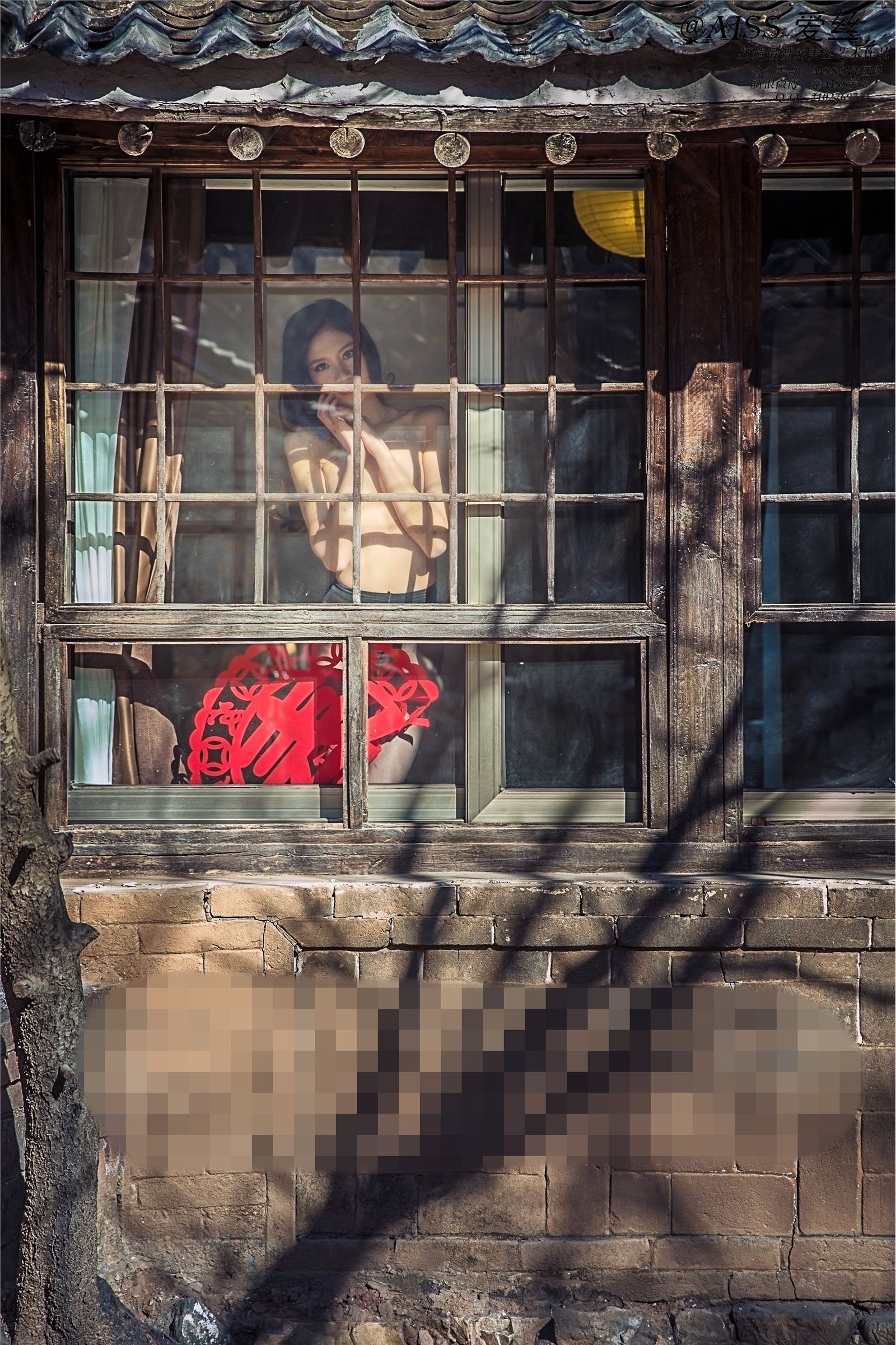 [AISS爱丝]丝袜美腿外拍 NO.45《过年回家》之回家篇