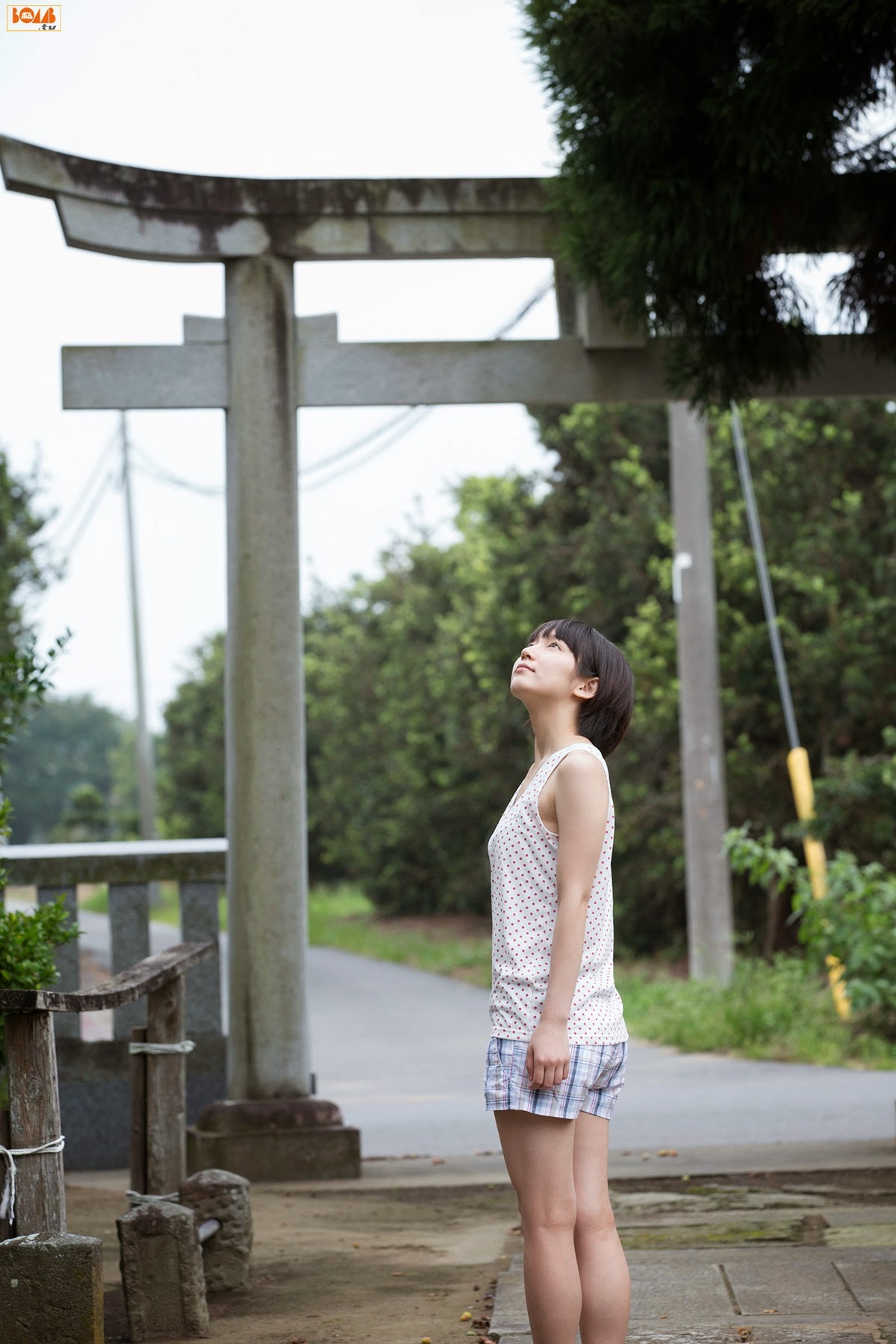 [BOMB.tv]2014年10月号GRavURE Channel Riho Yoshioka 吉岡里帆