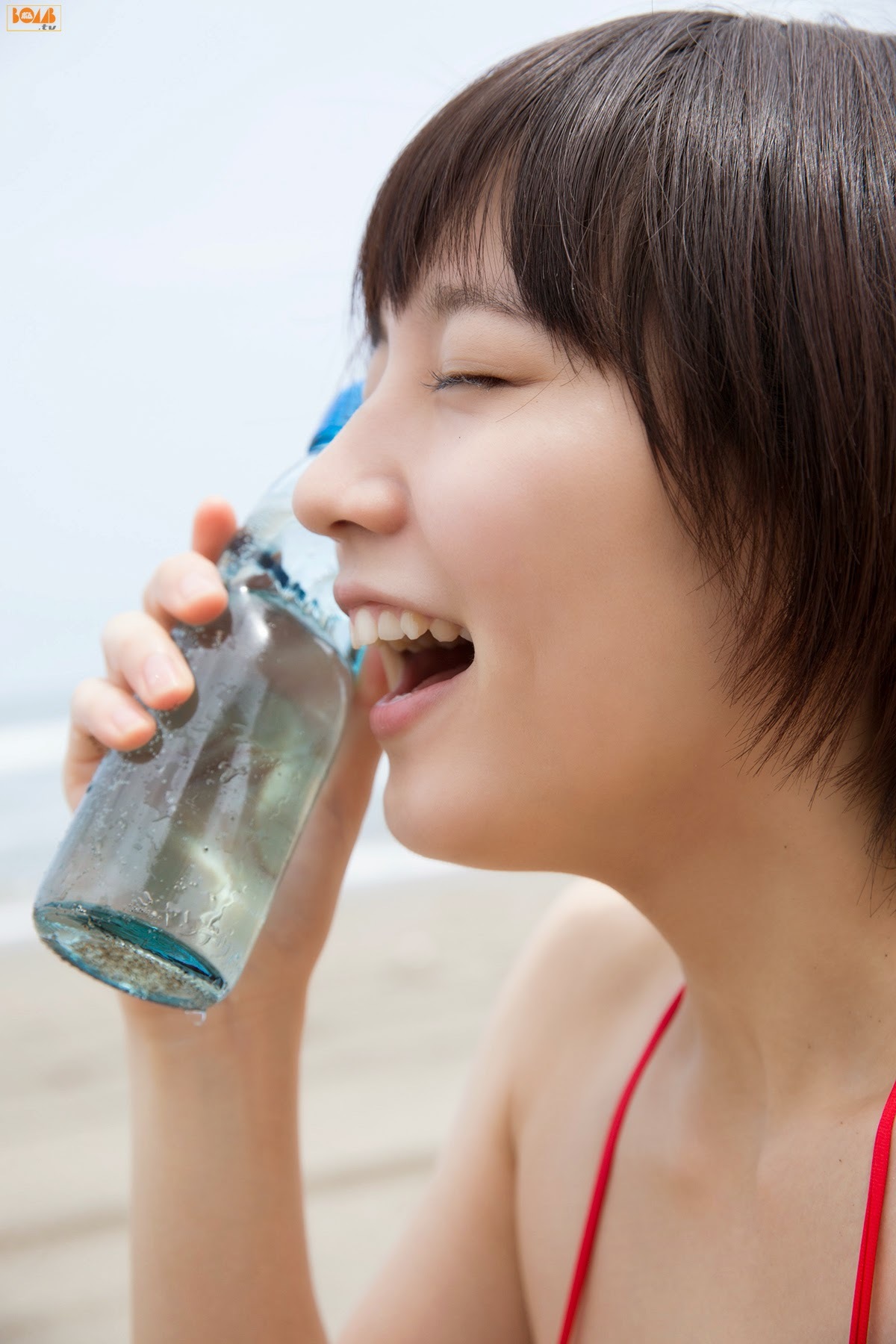 [BOMB.tv]2014年10月号GRavURE Channel Riho Yoshioka 吉岡里帆