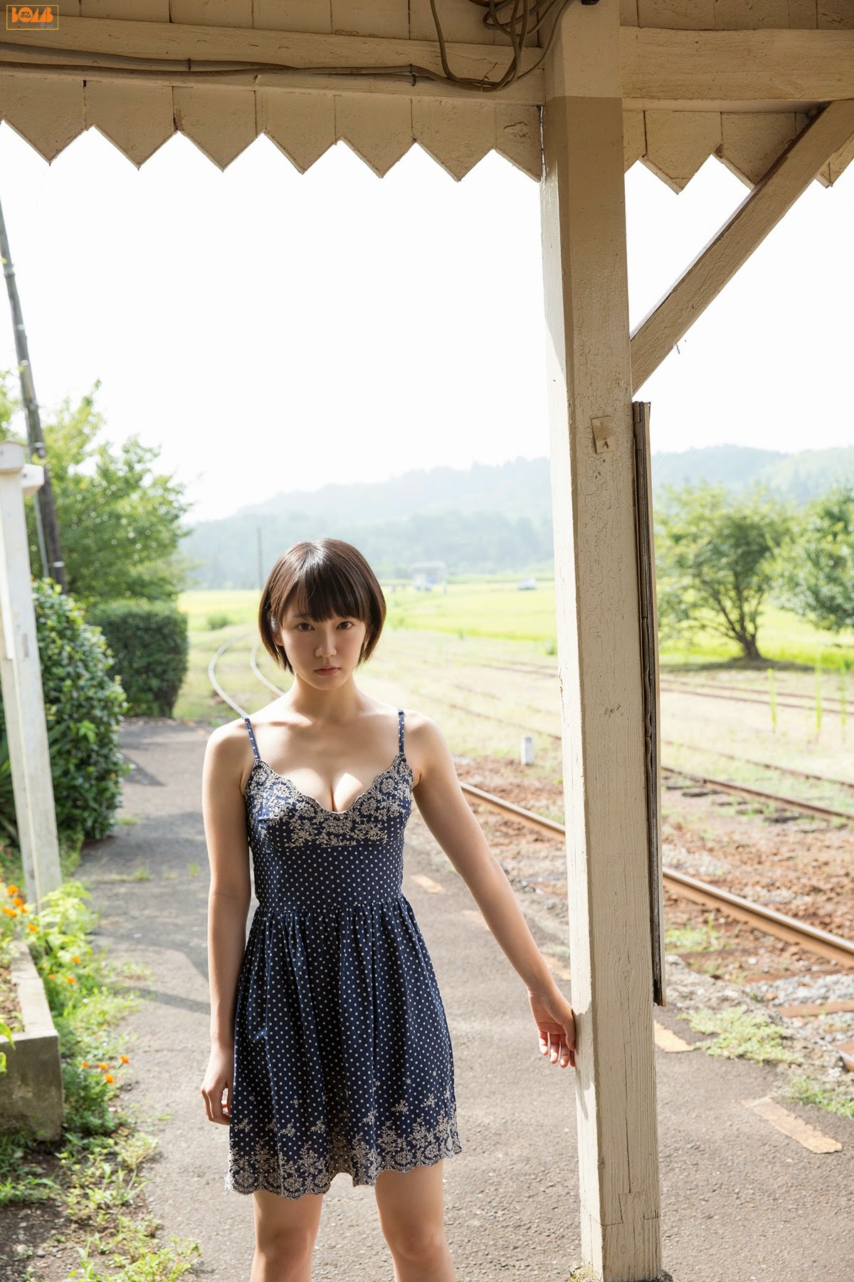 [BOMB.tv]2014年10月号GRavURE Channel Riho Yoshioka 吉岡里帆