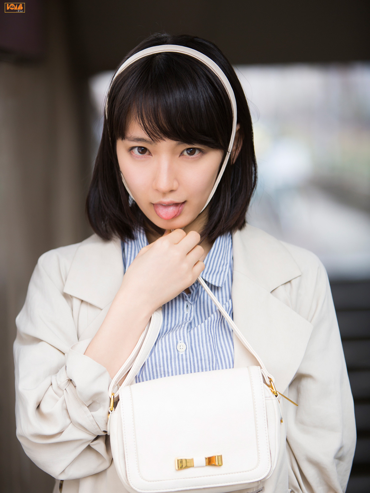 [BOMB.tv] GRavURE Channel 2015年06月号 Riho Yoshioka 吉岡里帆