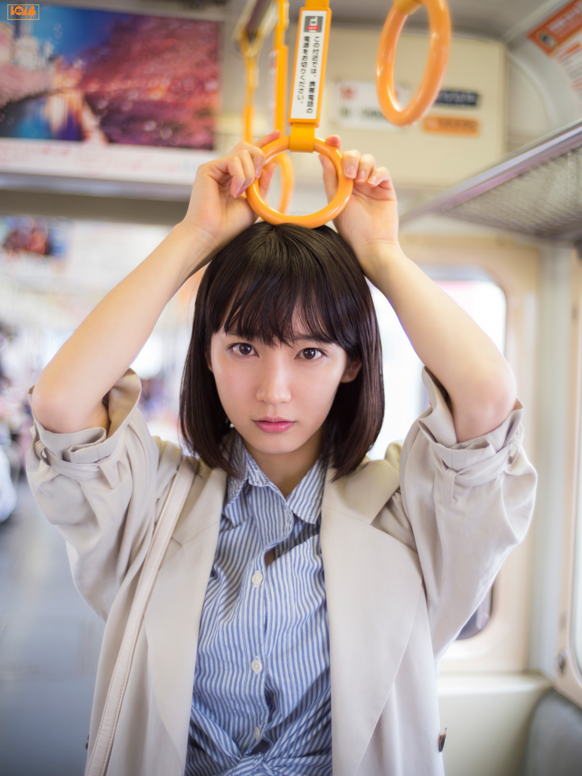 [BOMB.tv] GRavURE Channel 2015年06月号 Riho Yoshioka 吉岡里帆