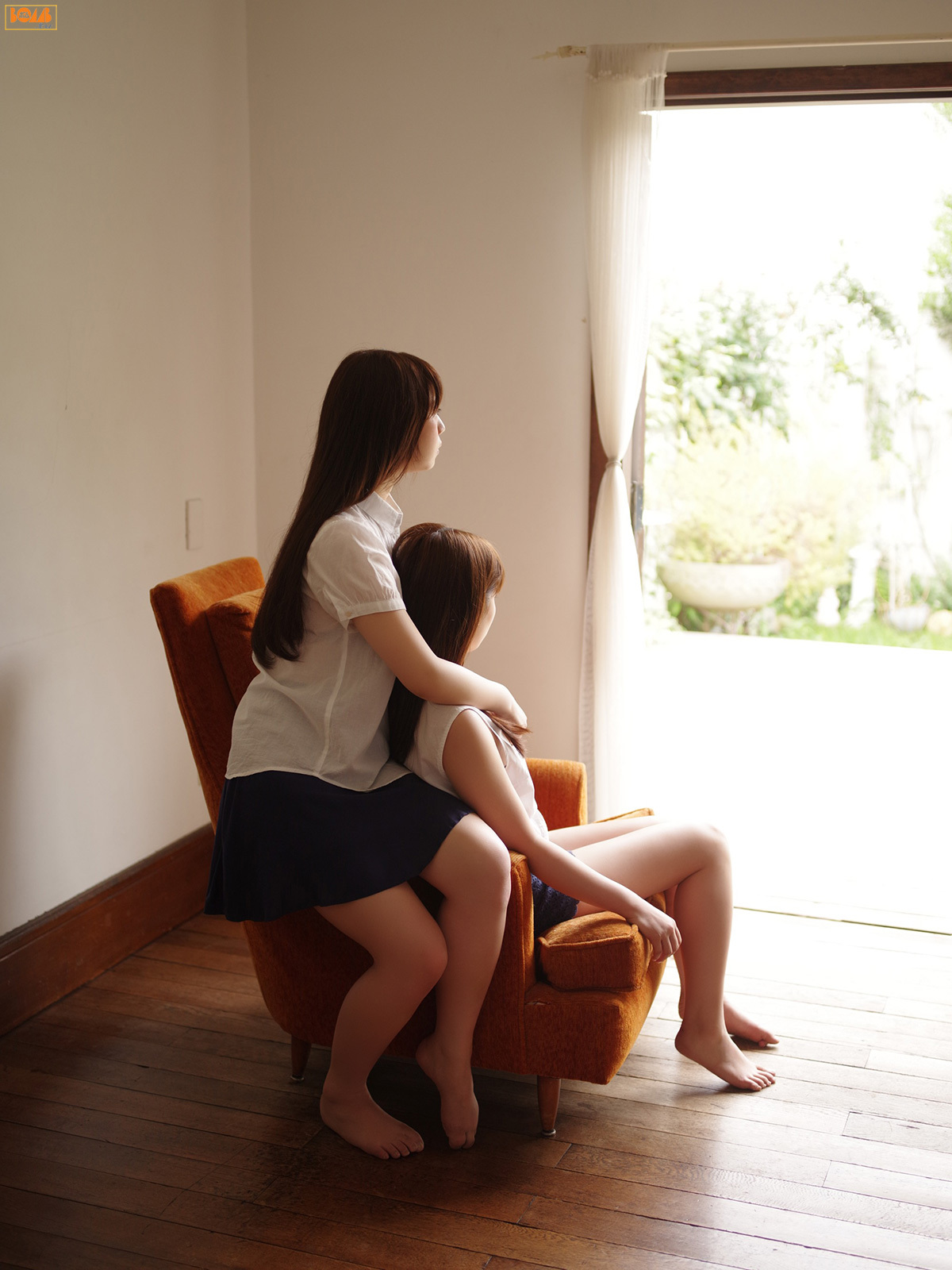 [BOMB.tv]2015年10月号 GRavURE Channel  增井みお & lyrical school