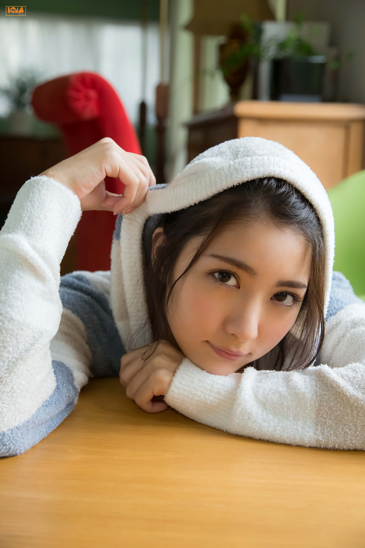 [BOMB.tv] GRavURE Channel 2015年11月号 石川 恋