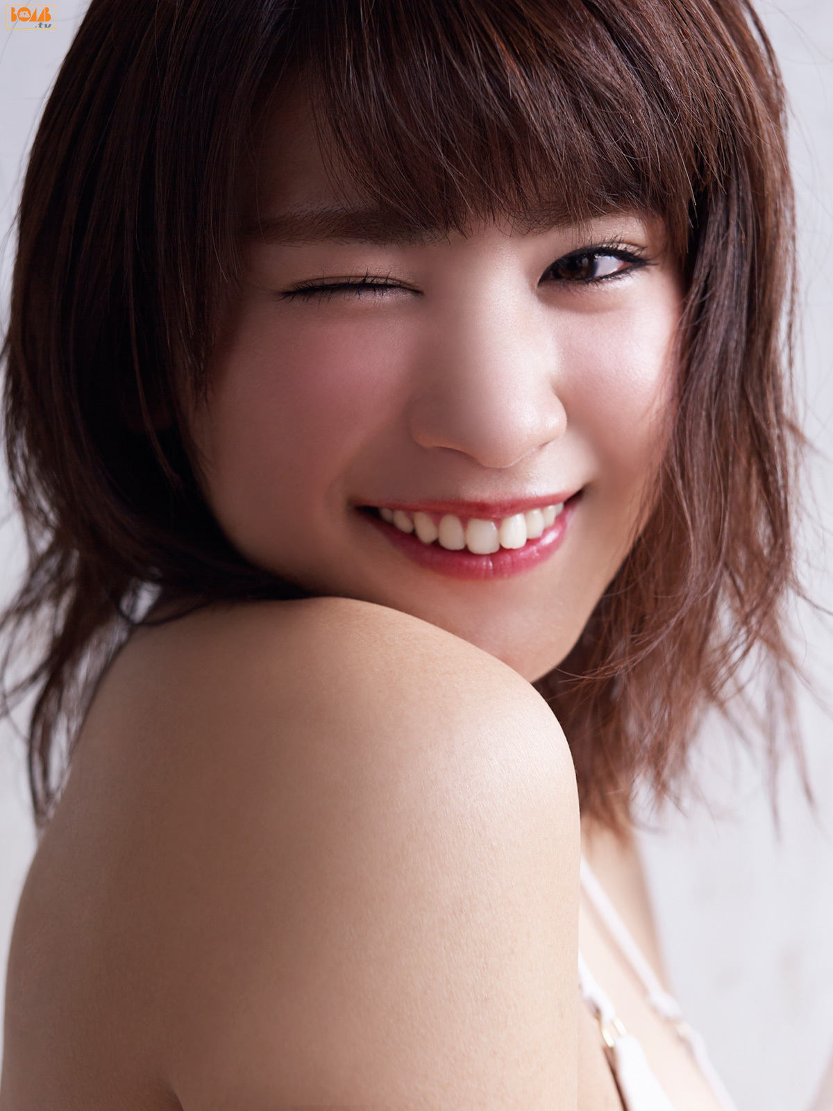 [BOMB.tv]2016年05月号 GRAVURE Channel Ikumi Hisamatsu 久松郁実