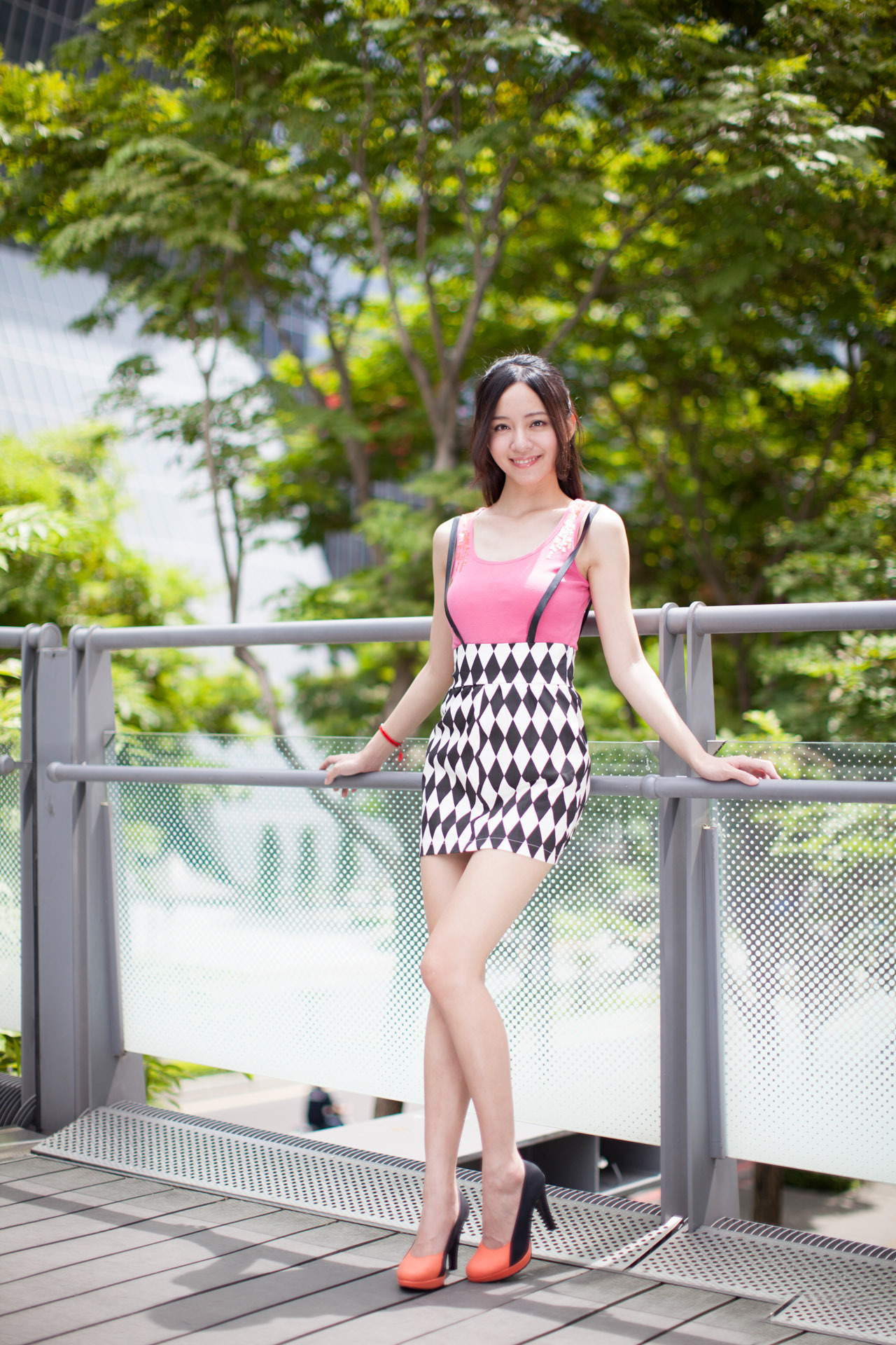 Beautyleg人气模特Anita林千如中央商圈外拍