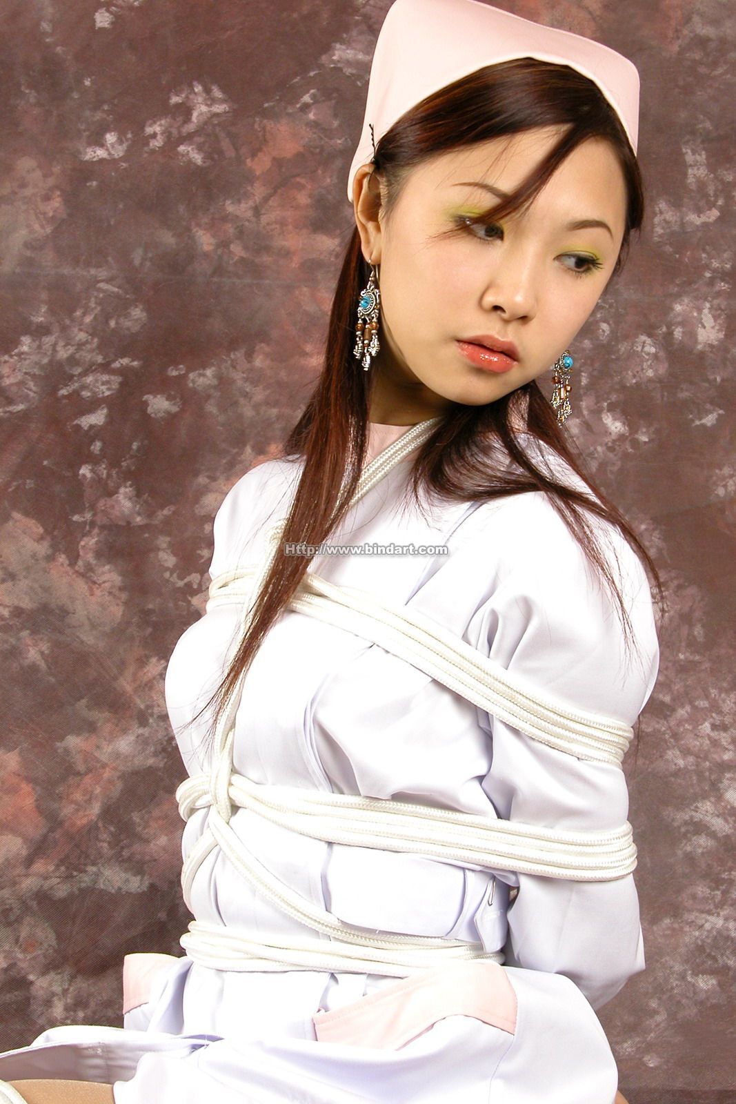 [Bindart美束]捆绑系列美女套图 2005-03-31