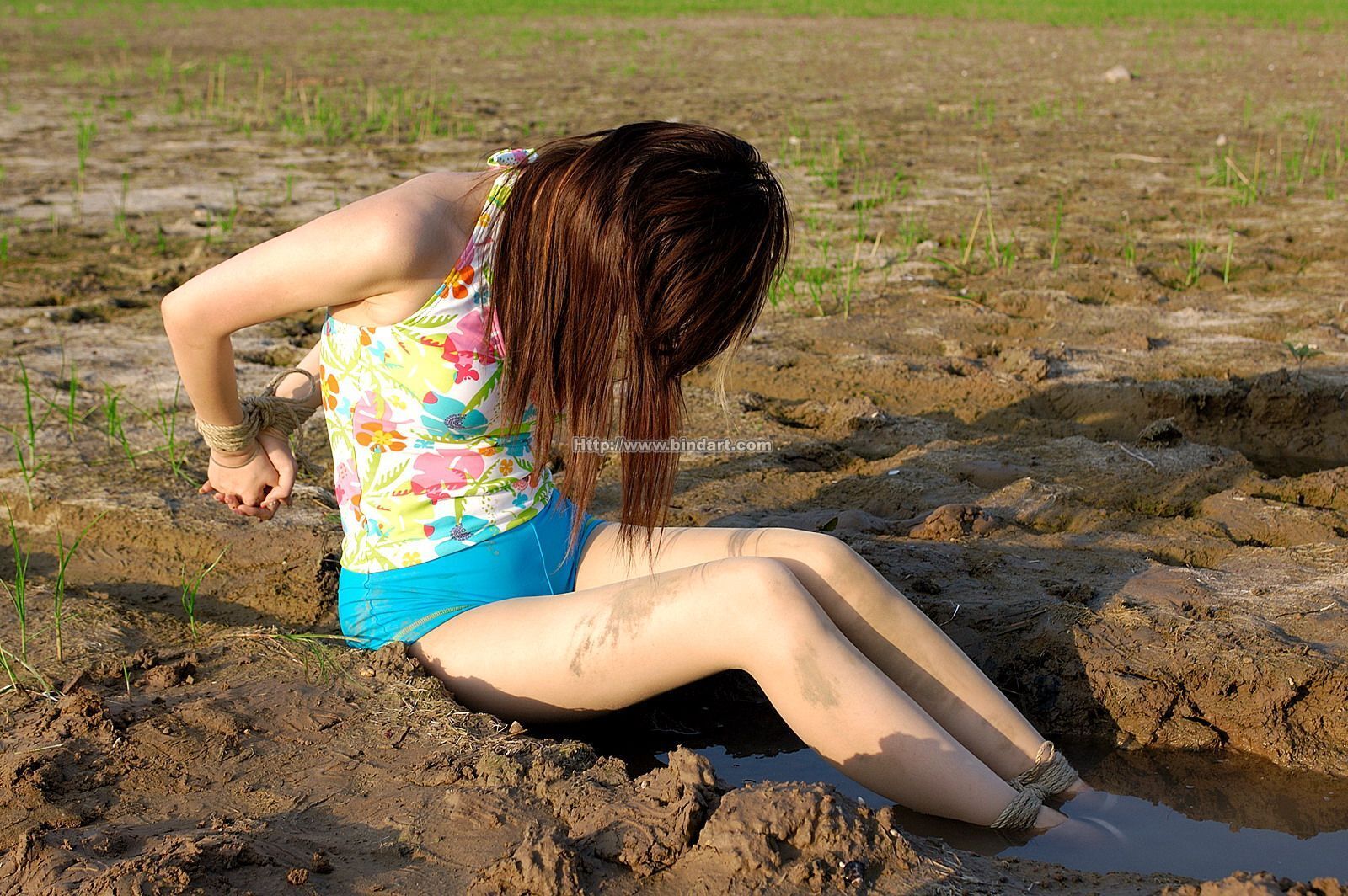 [Bindart美束] 性感捆绑诱惑 2005-08-04