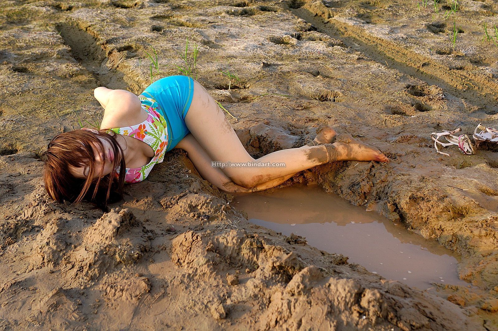 [Bindart美束] 性感捆绑诱惑 2005-08-07