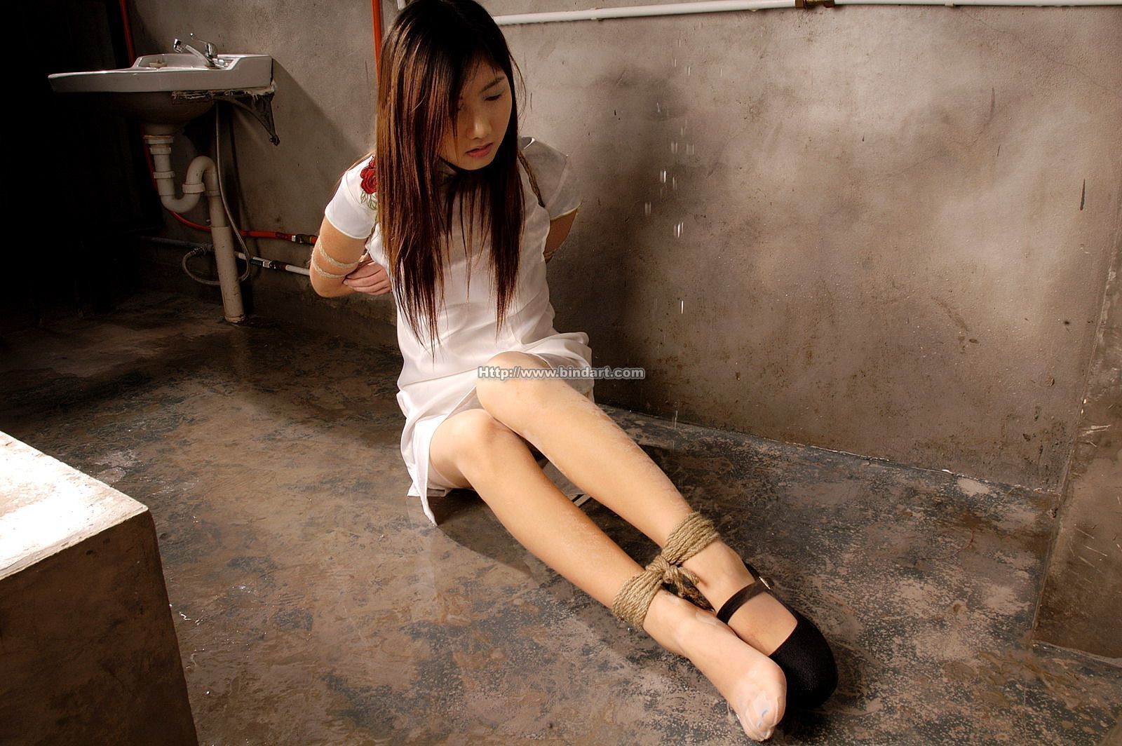 [Bindart美束] 性感捆绑诱惑 2005-08-28