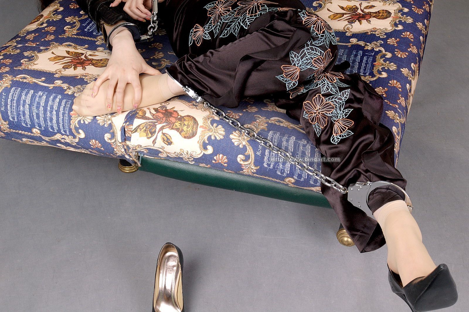 [Bindart美束] 2006-02-18 性感捆绑高清美女