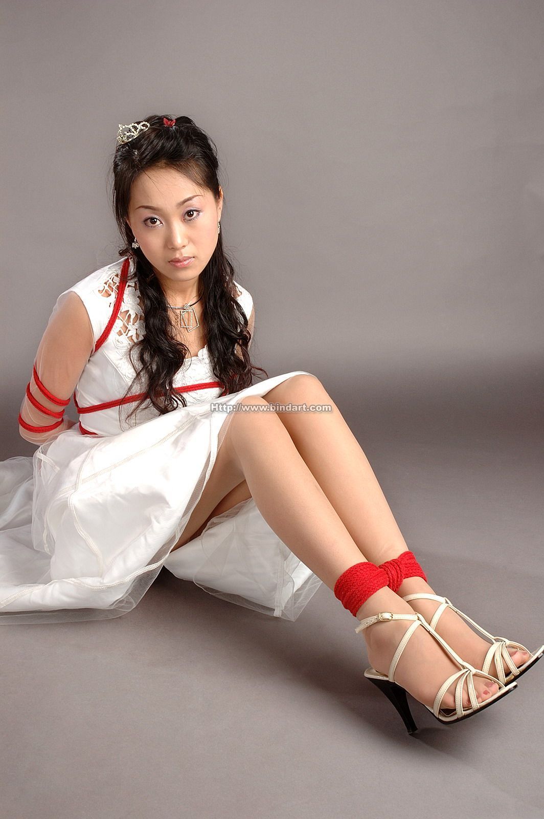 [Bindart美束] 高清捆绑美女写真 2006-08-22