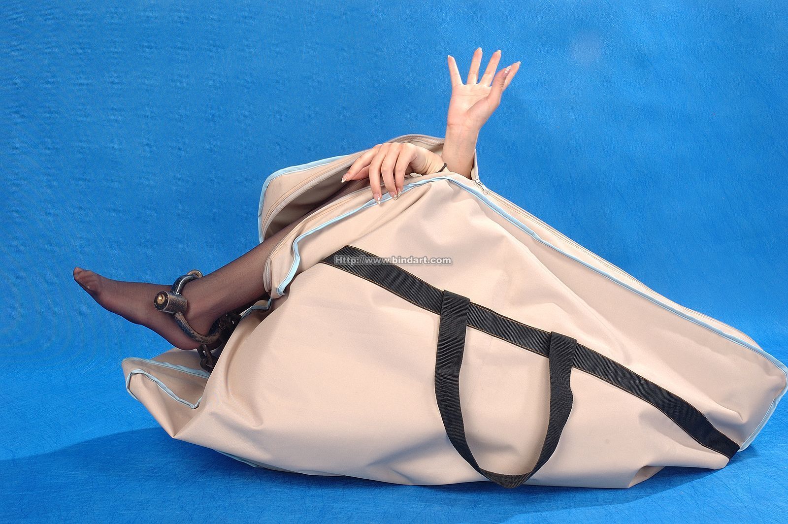 [Bindart美束] 高清捆绑美女写真 2006-09-12