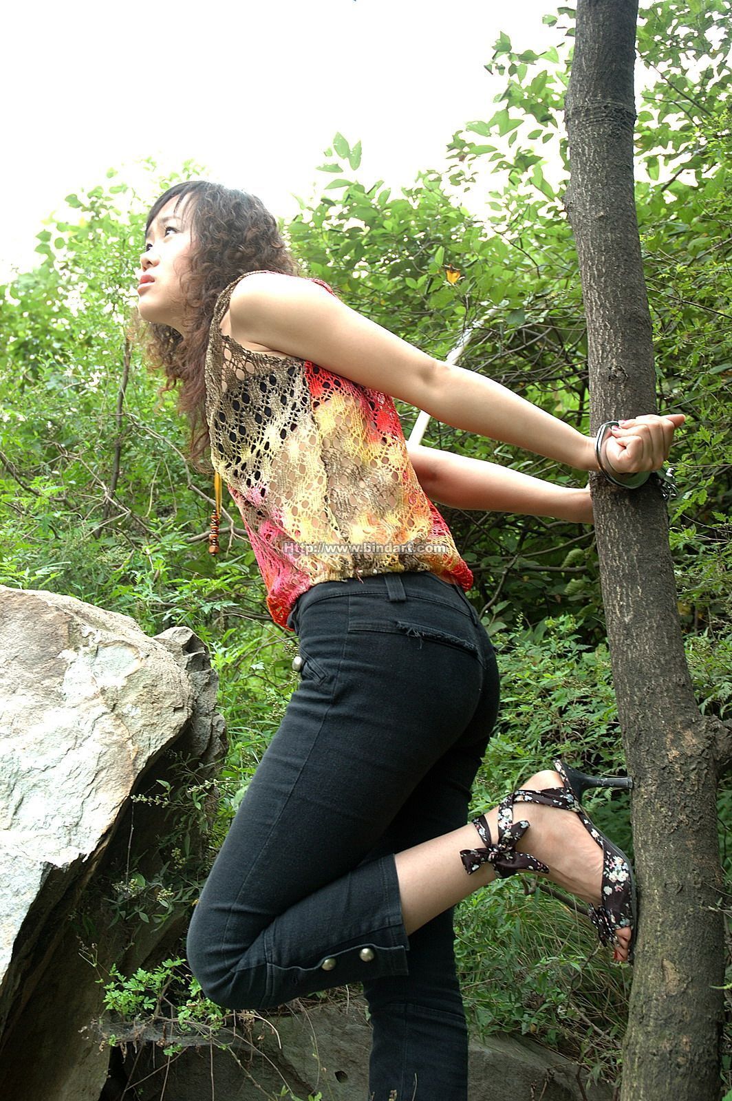 [Bindart美束] 高清捆绑美女写真 2006-09-20