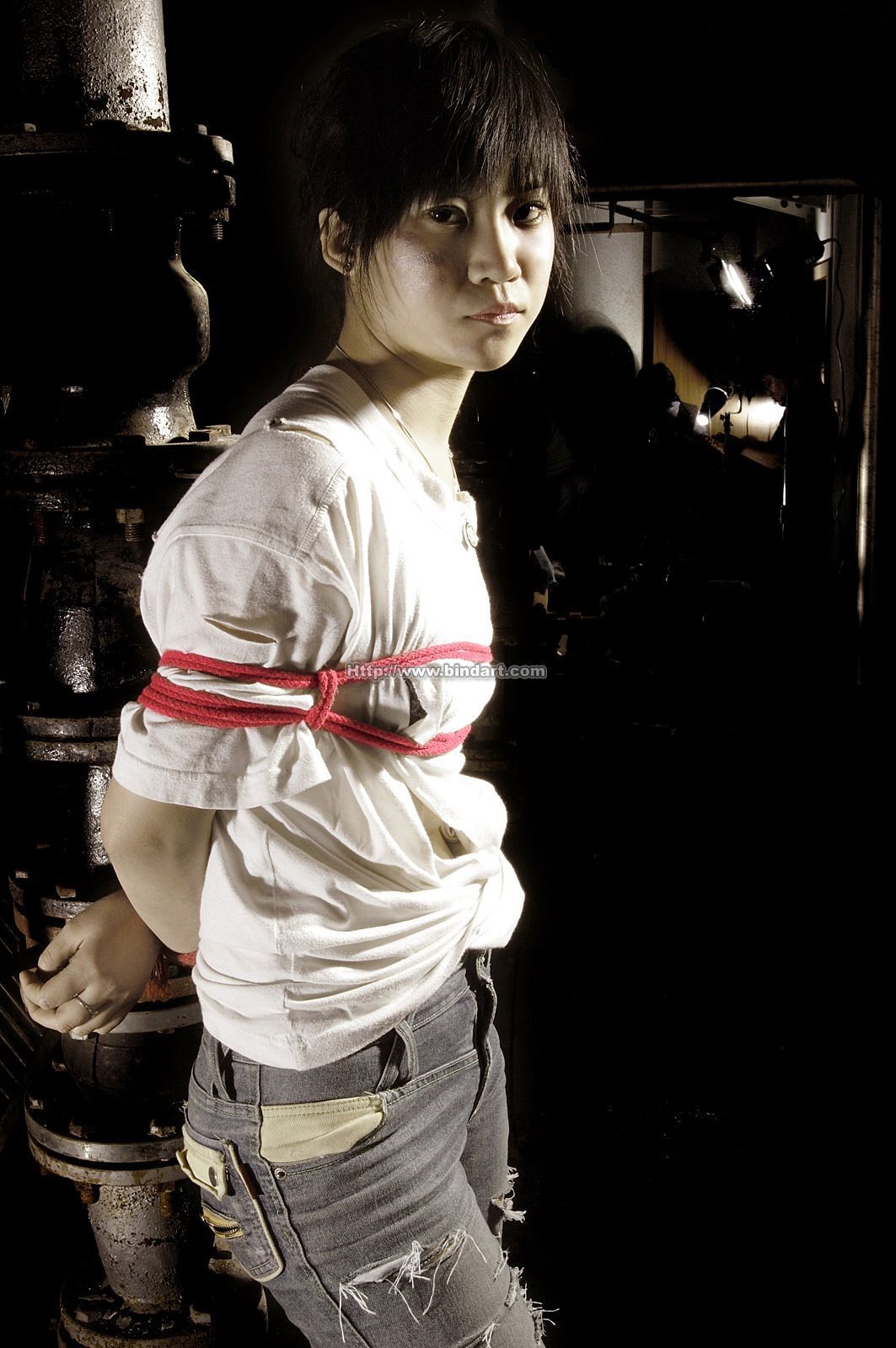 [Bindart美束] 捆绑性感美女 2006-12-13