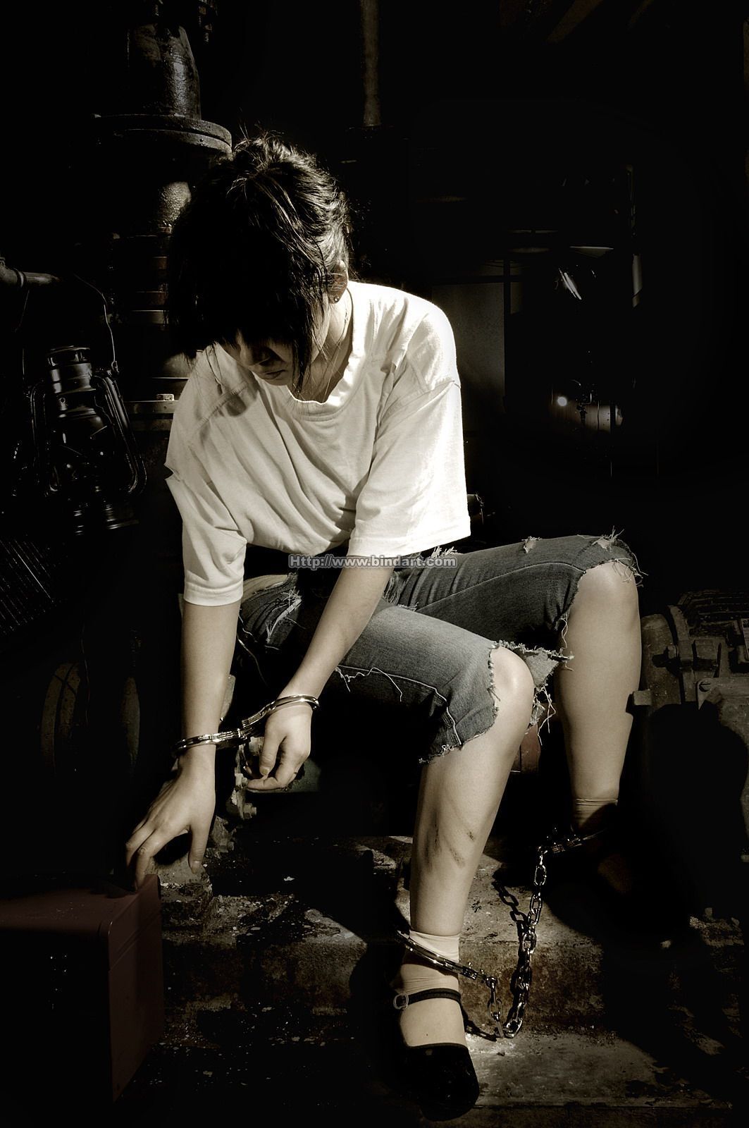 [Bindart美束] 捆绑性感美女 2006-12-15