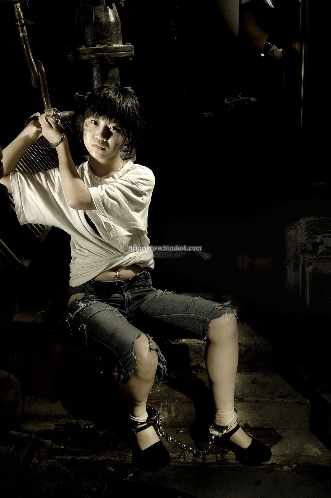 [Bindart美束] 捆绑性感美女 2006-12-15