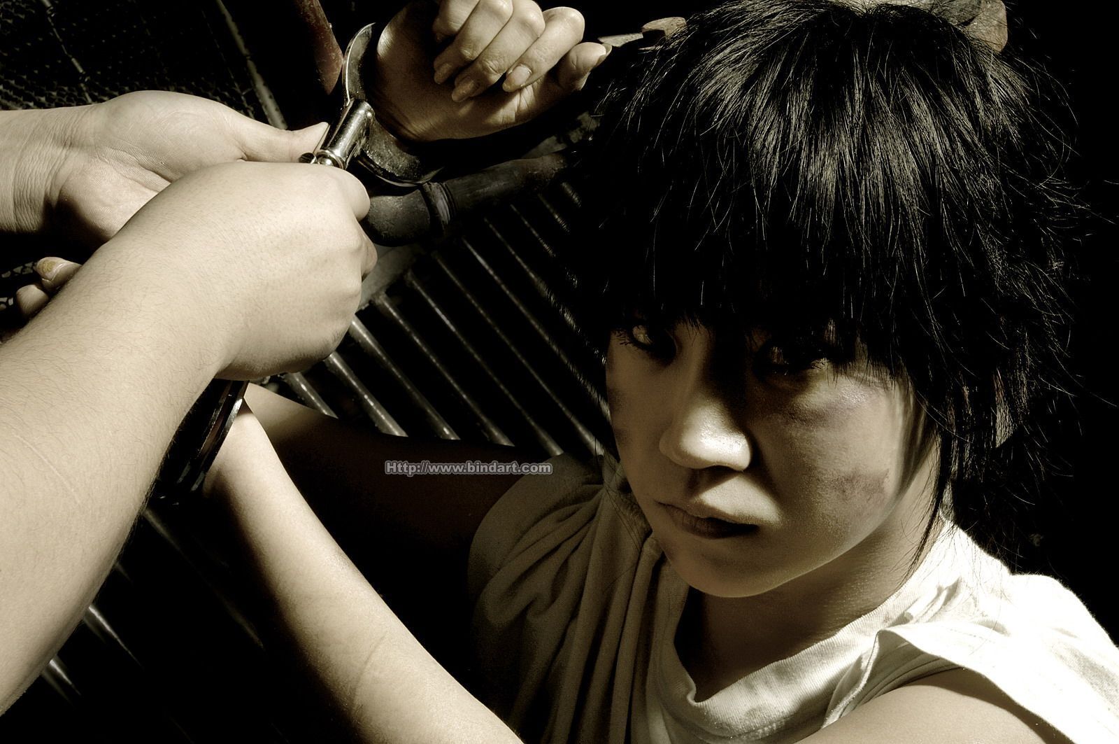 [Bindart美束] 捆绑性感美女 2006-12-15