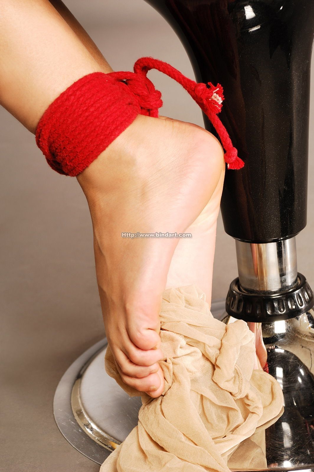 [Bindart美束] 2007-06-09 凱咪 红绳肉丝捆绑
