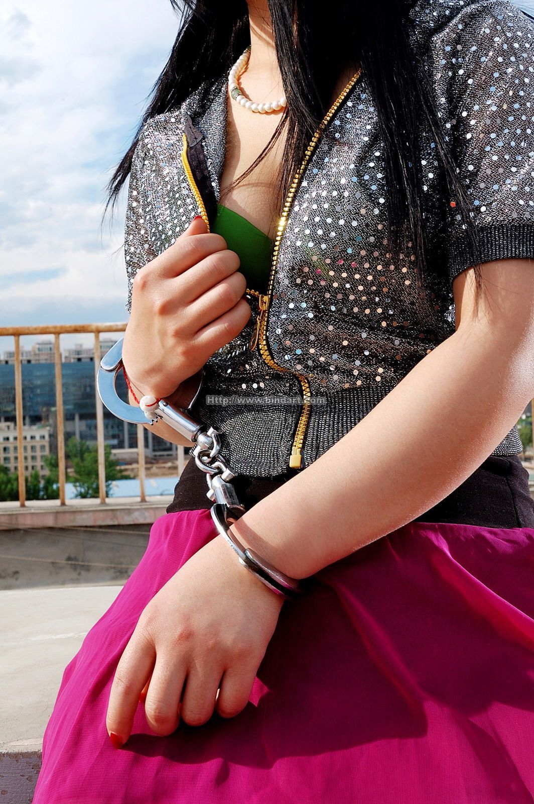 [Bindart美束] 2007-05-18 小璐璐 天台上的黑丝