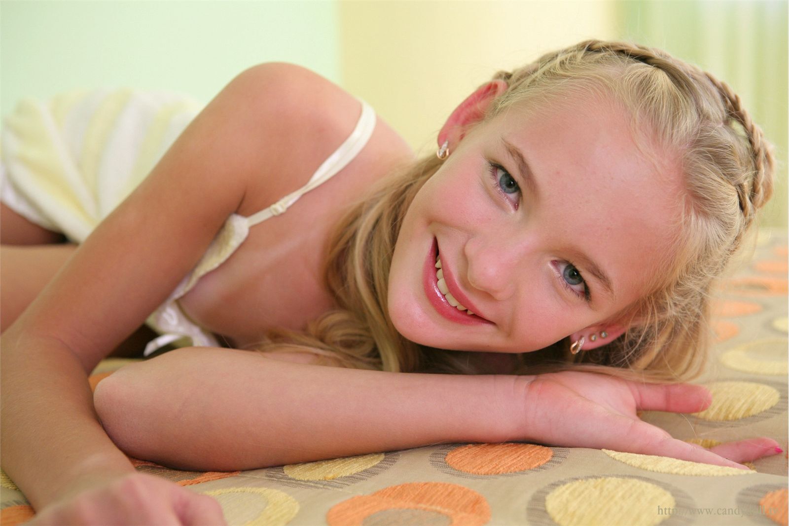 [CandyDoll] 外国萝莉套图系列 ElizabetaS 系列0２