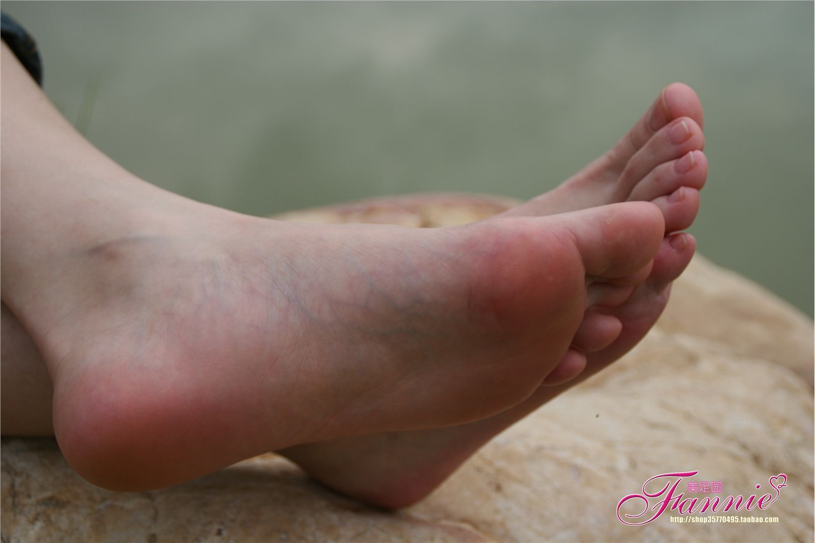 Fannie芬妮高清原图之湖畔掠影一湾清浅一波光NO.173