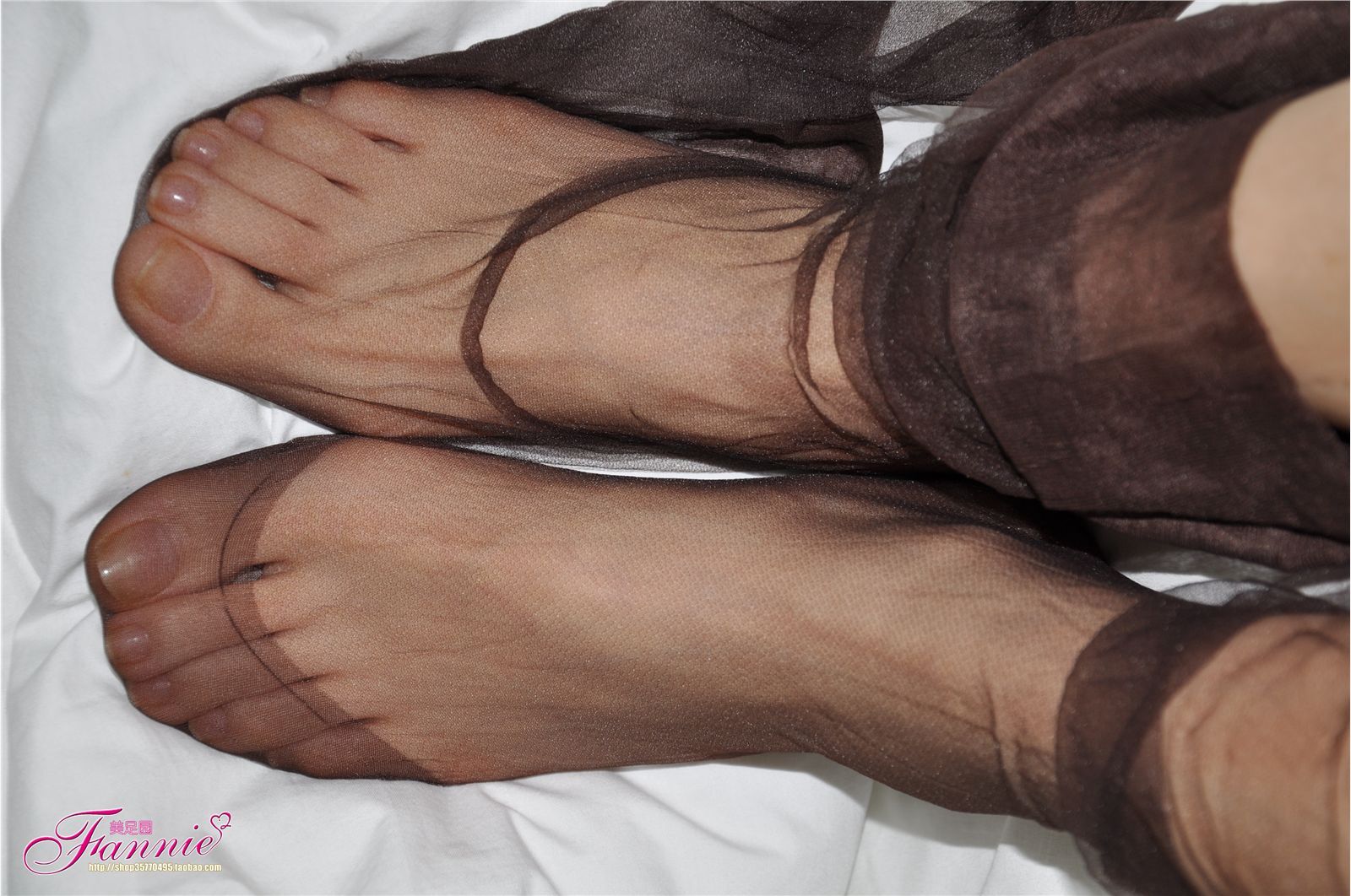 Fannie芬妮高清原图之黑丝特写NO.176