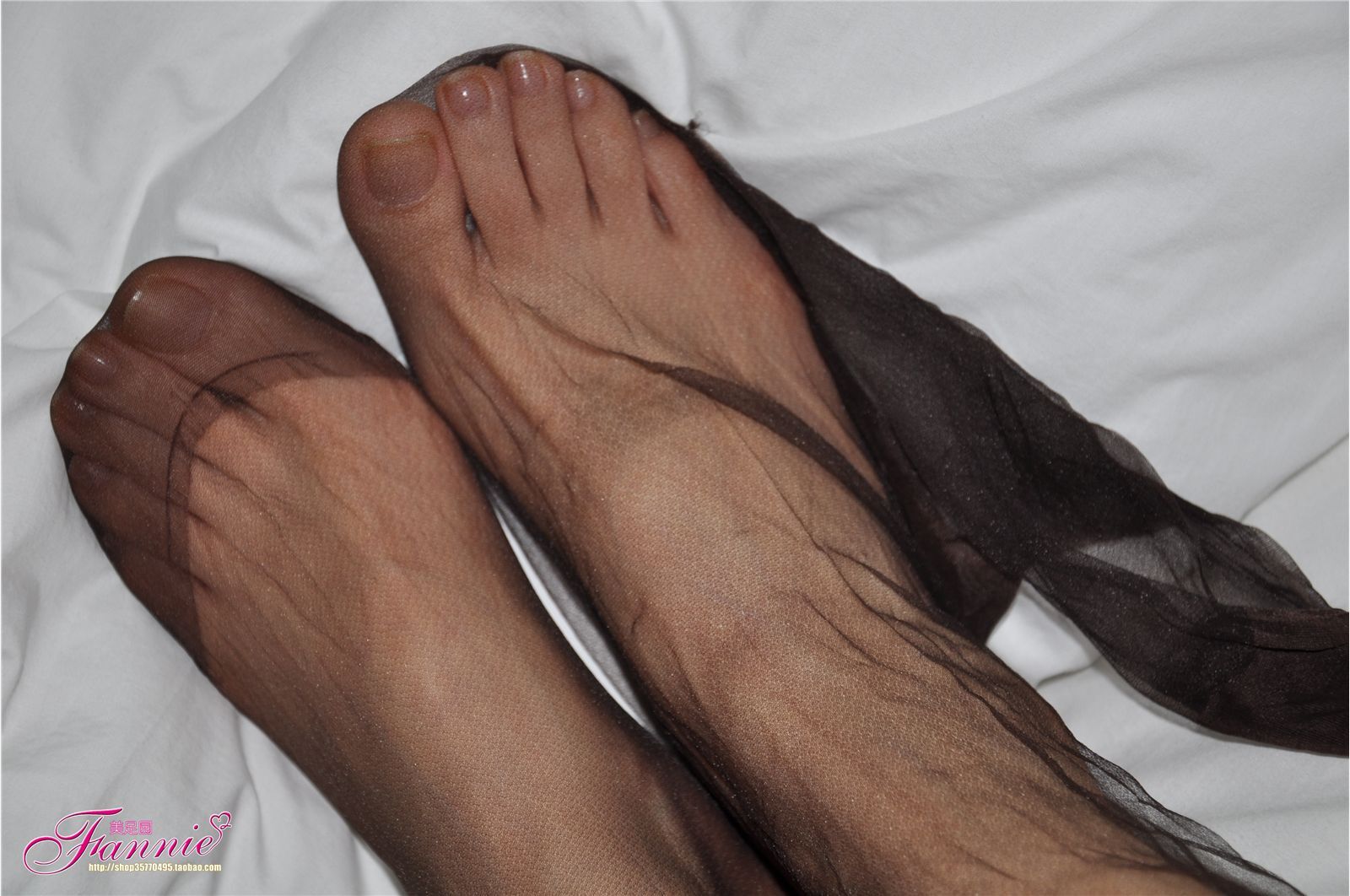 Fannie芬妮高清原图之黑丝特写NO.176