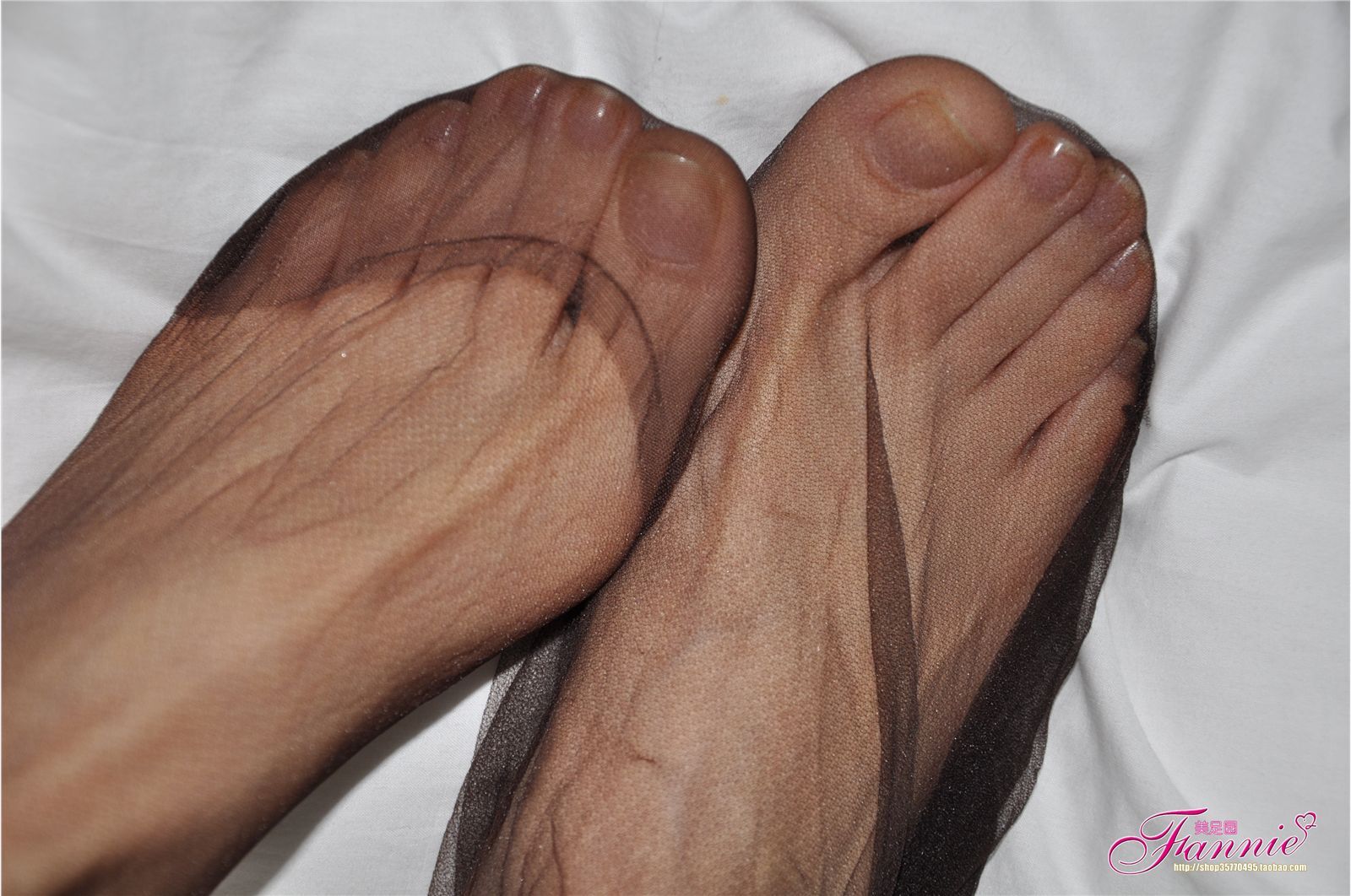 Fannie芬妮高清原图之黑丝特写NO.176