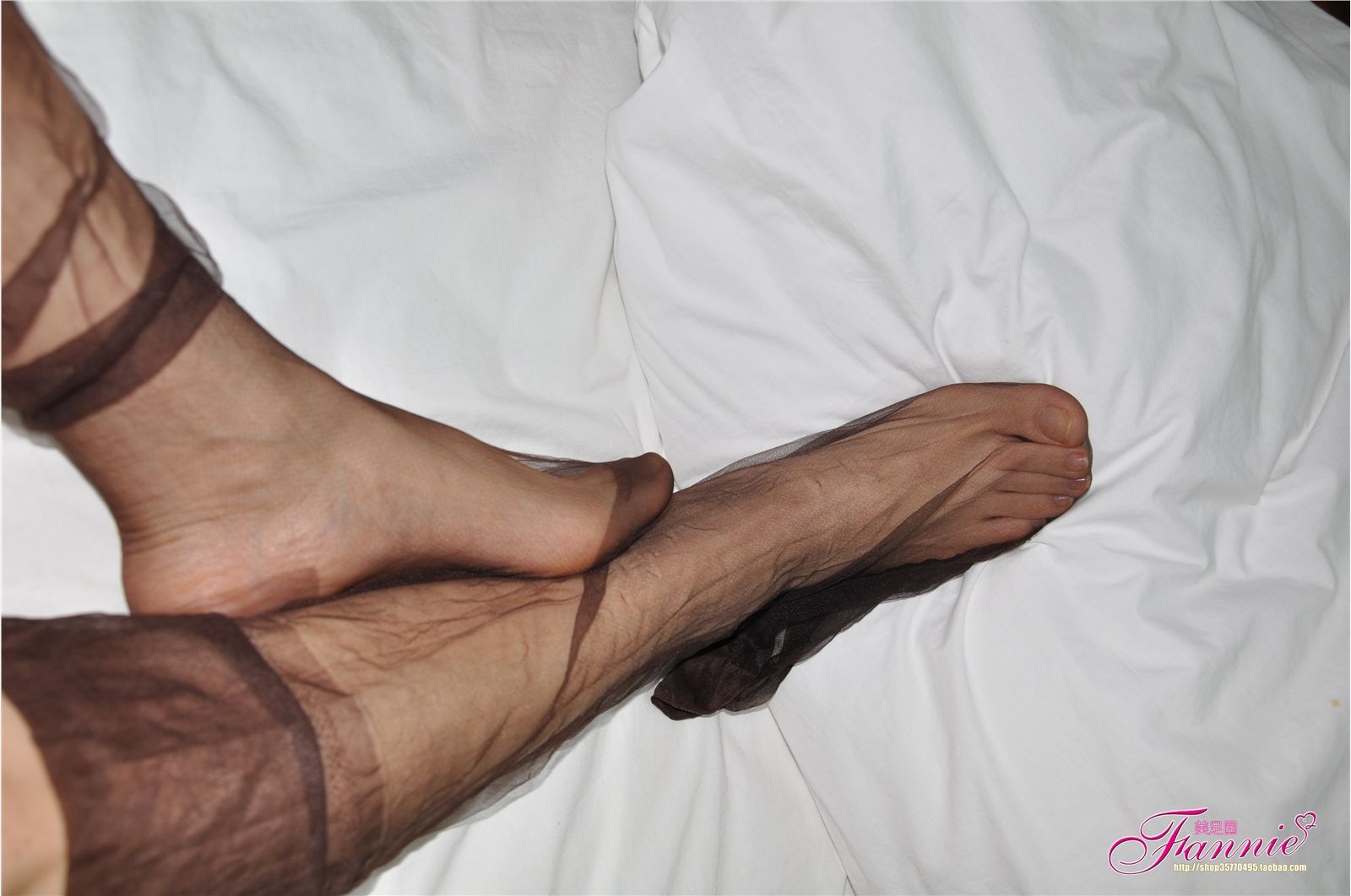 Fannie芬妮高清原图之黑丝特写NO.176