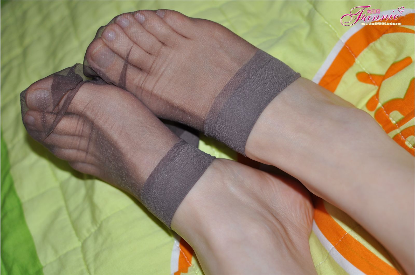 Fannie芬妮高清原图之灰丝特写(1)NO.181