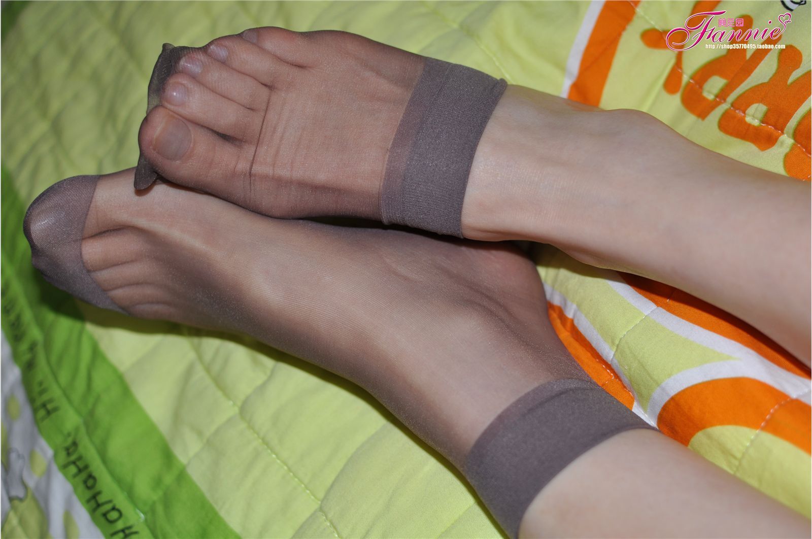 Fannie芬妮高清原图之灰丝特写(1)NO.181