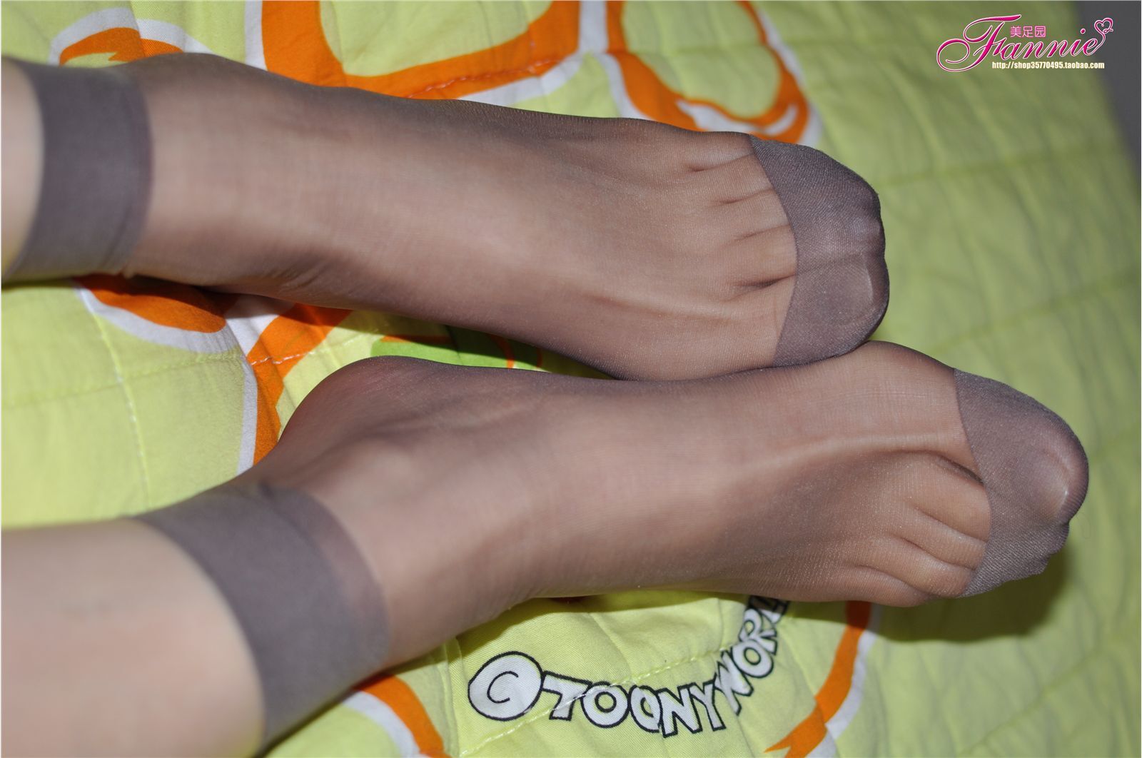 Fannie芬妮高清原图之灰丝特写(1)NO.181