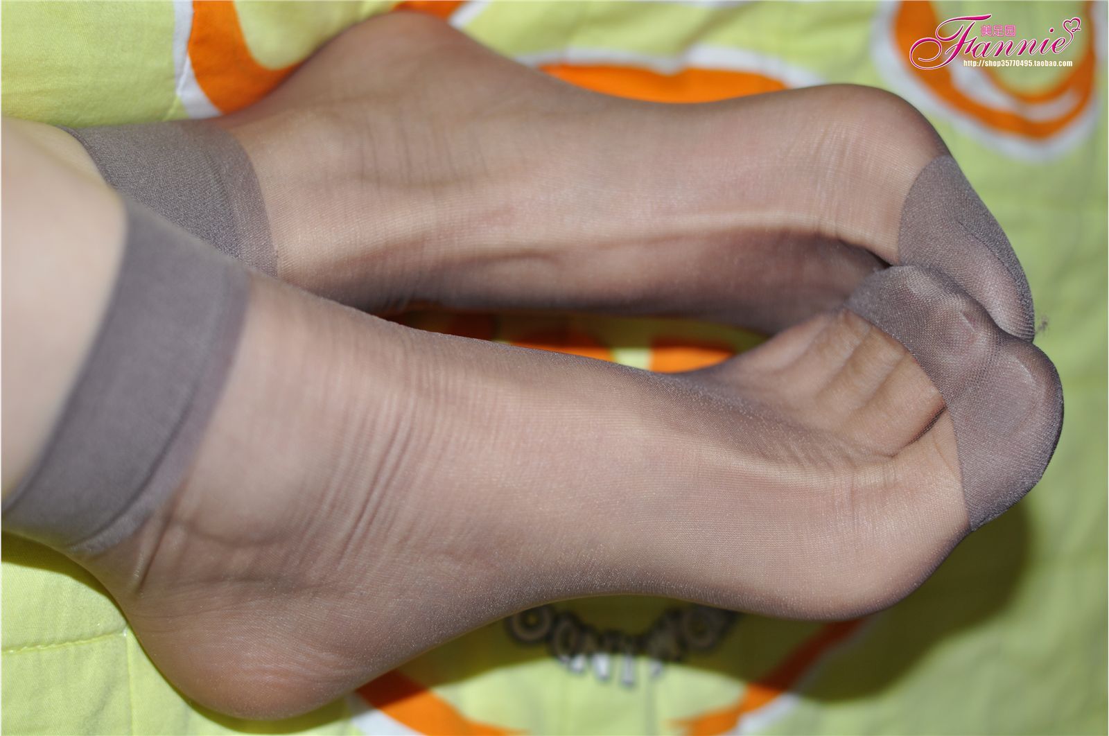 Fannie芬妮高清原图之灰丝特写(1)NO.181