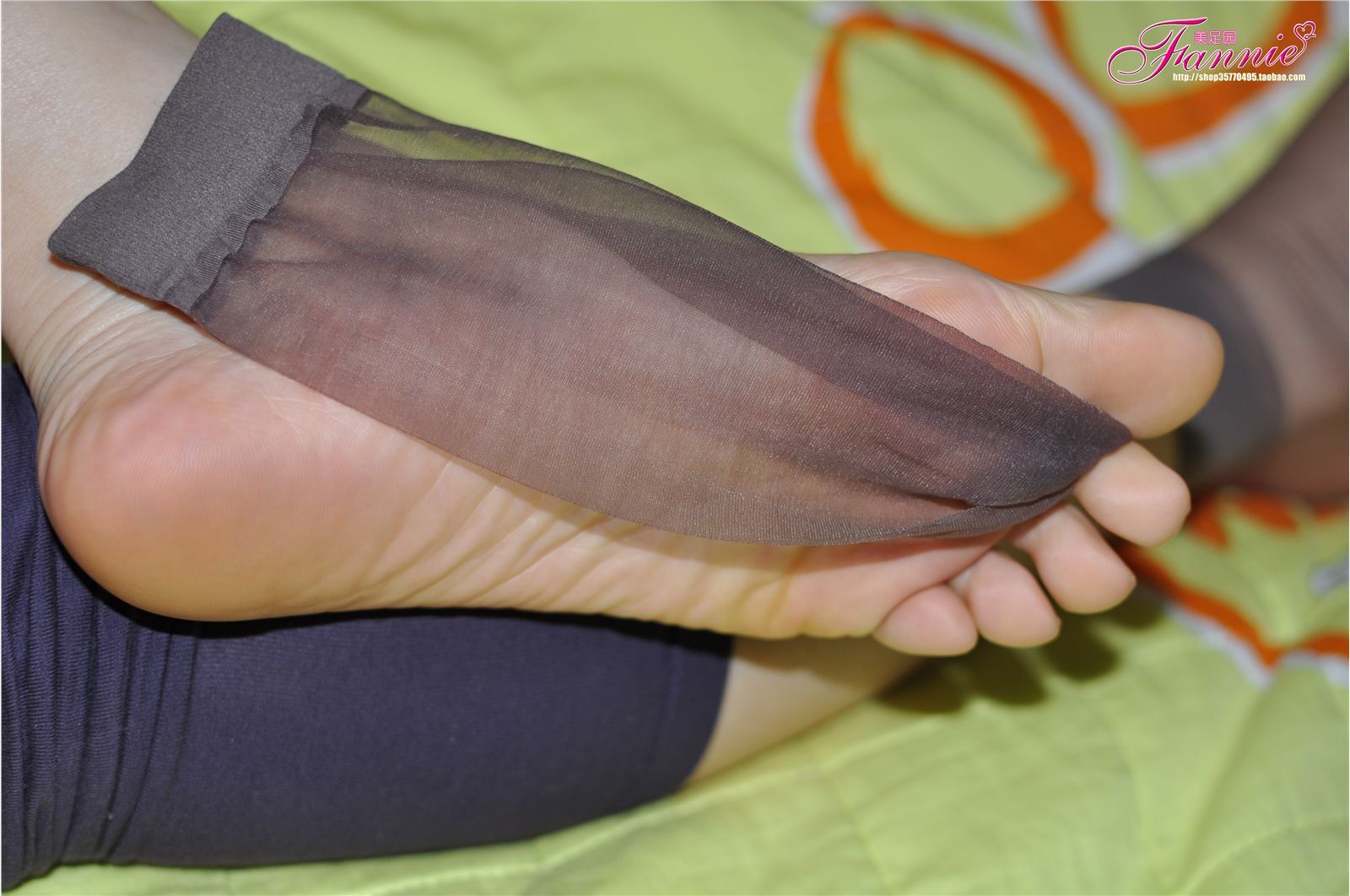 Fannie芬妮高清原图之灰丝特写(1)NO.181