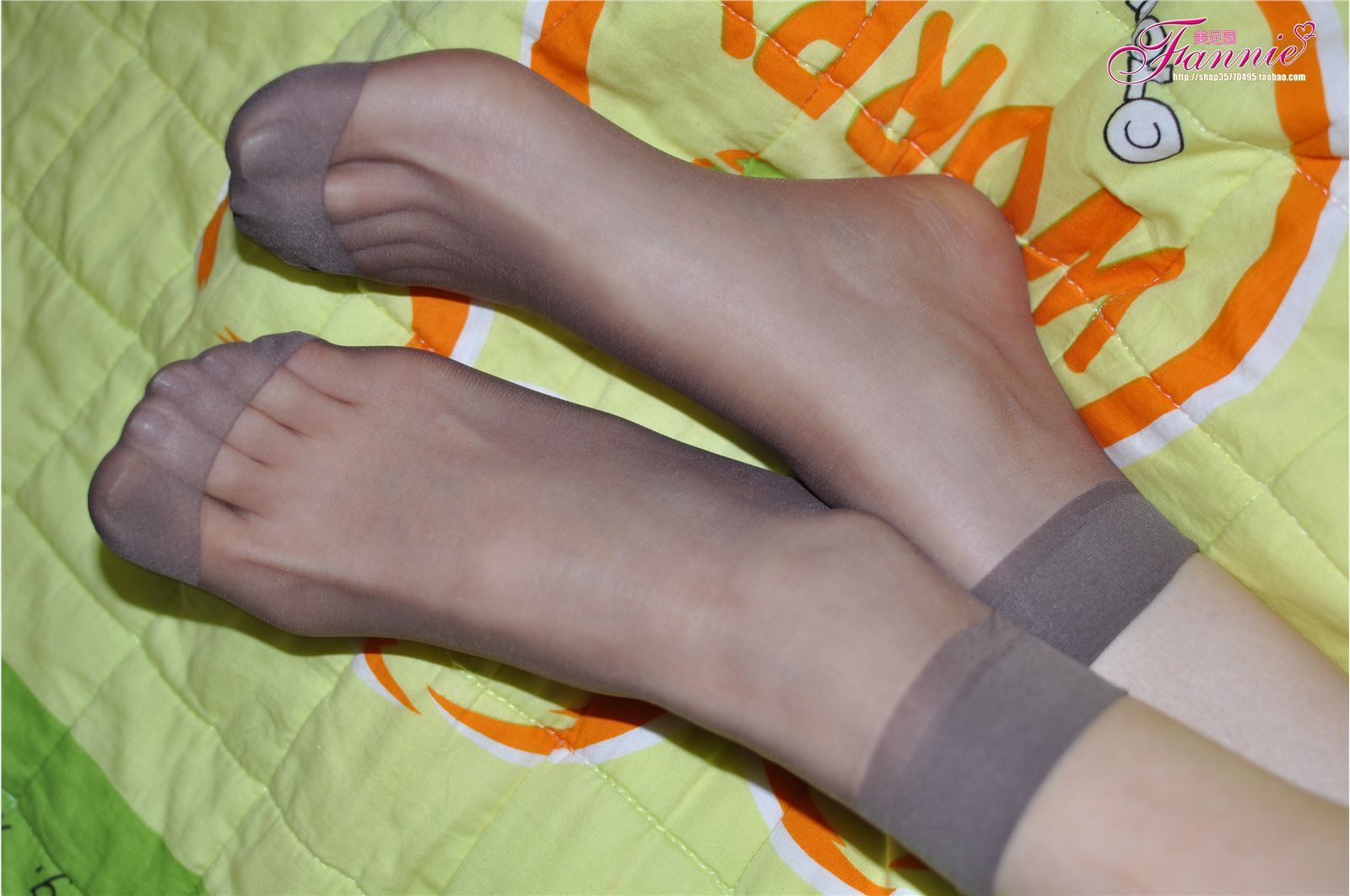 Fannie芬妮高清原图之灰丝特写(1)NO.181