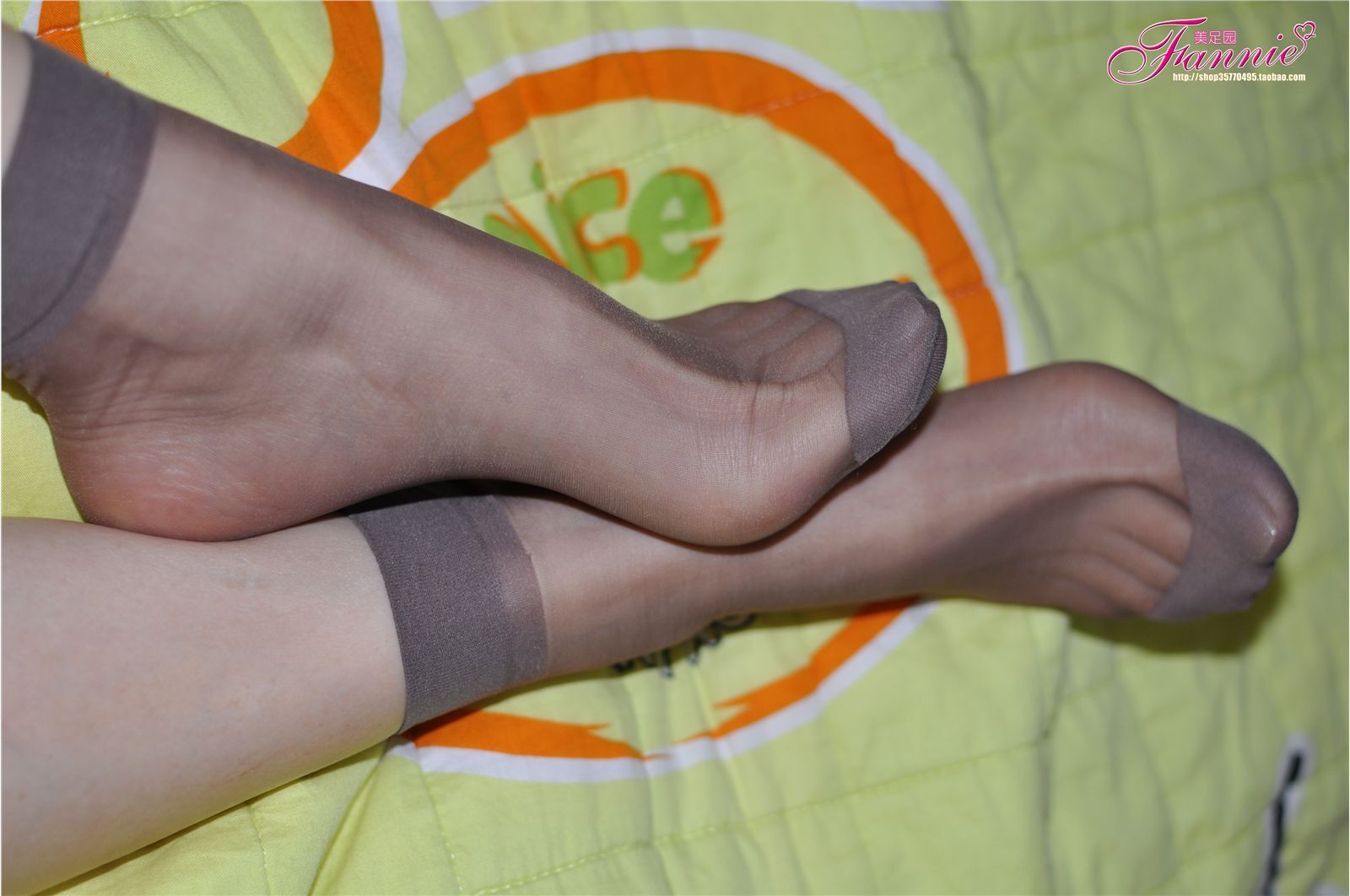 Fannie芬妮高清原图之灰丝特写(1)NO.181